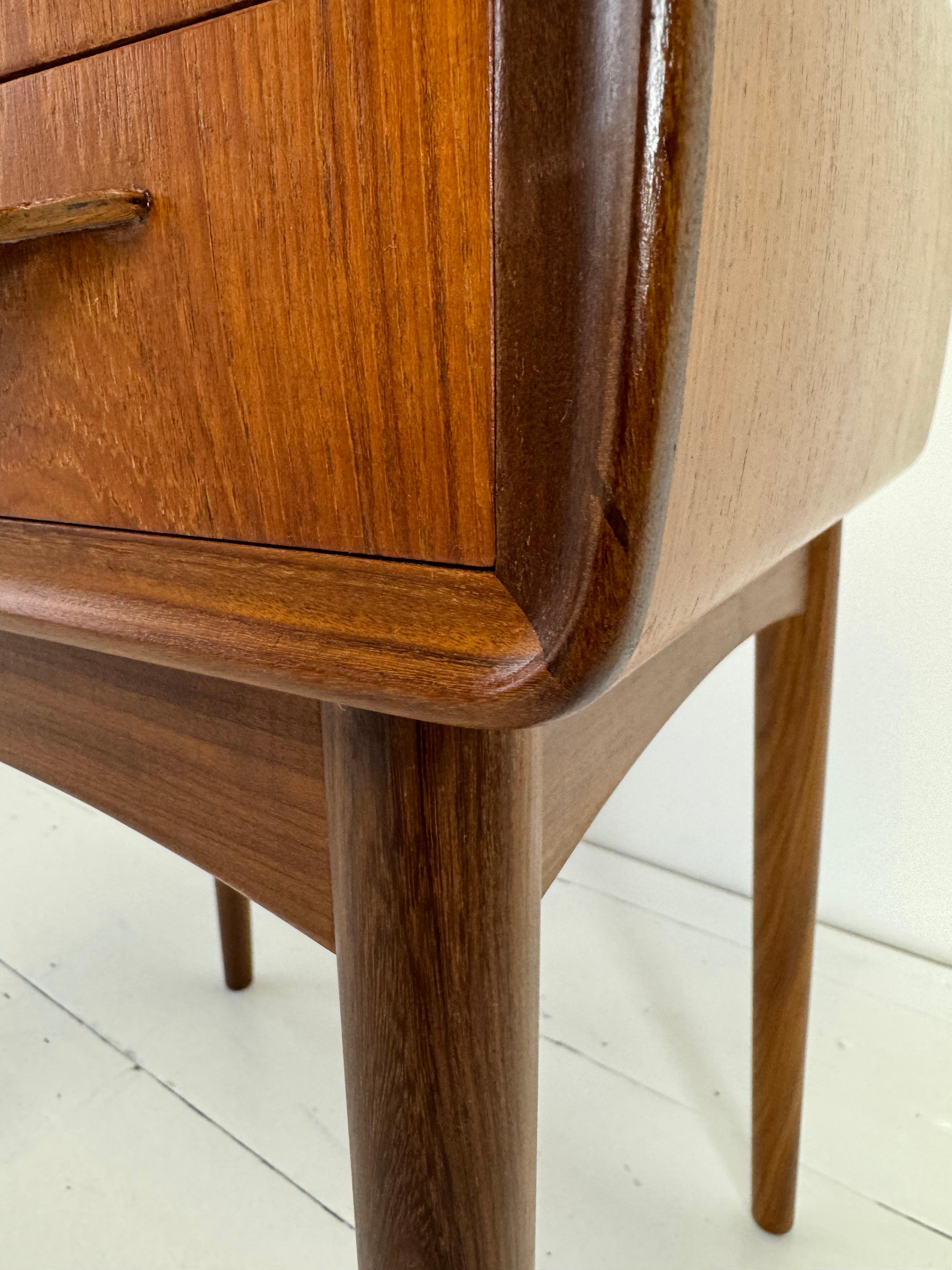 A Pair of Teak Night Stands by Johaness Andersen c.1960's For Sale 2