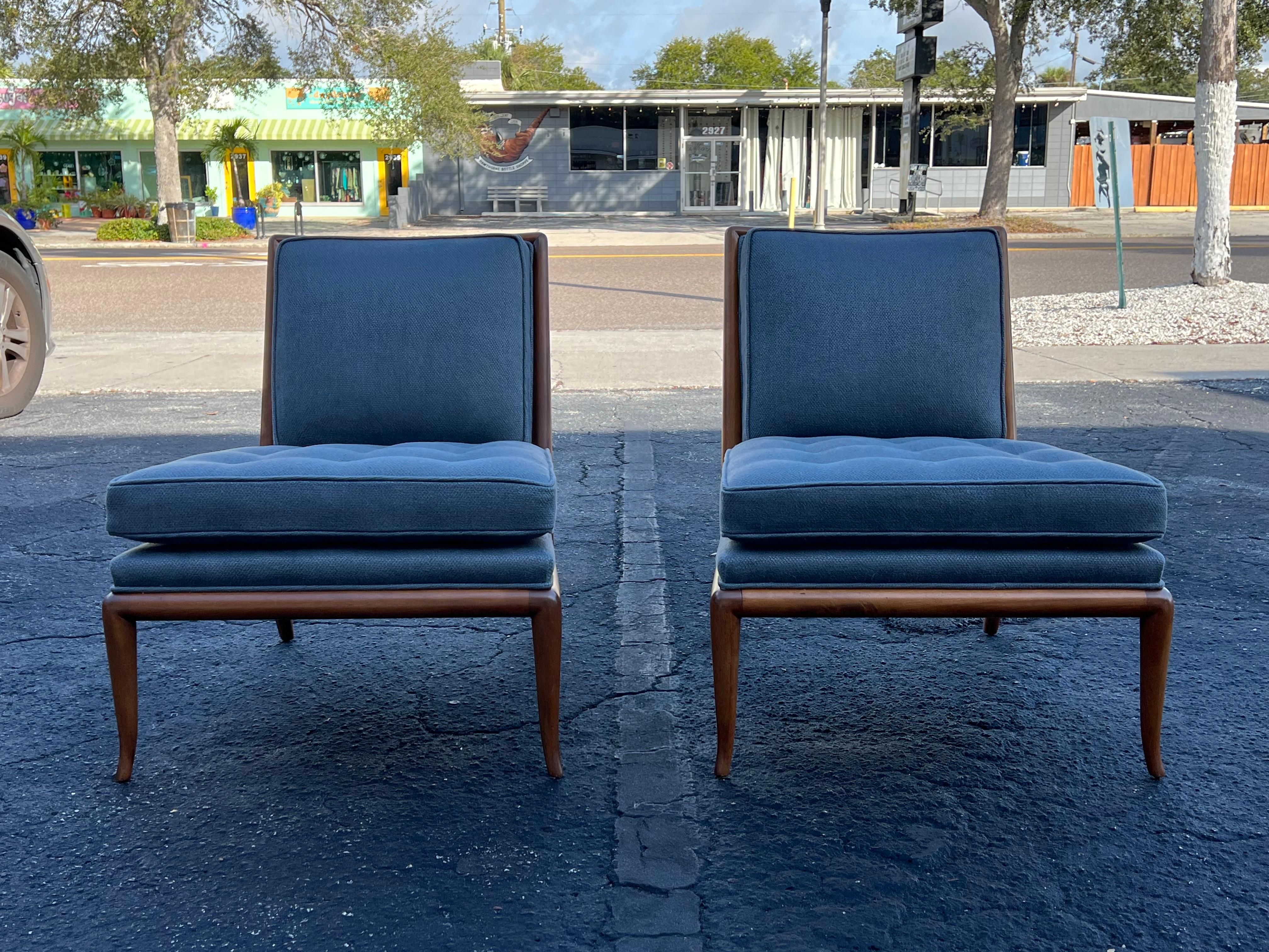 A Pair of T.H. Robsjohn-Gibbings Classic Slipper Chairs 8
