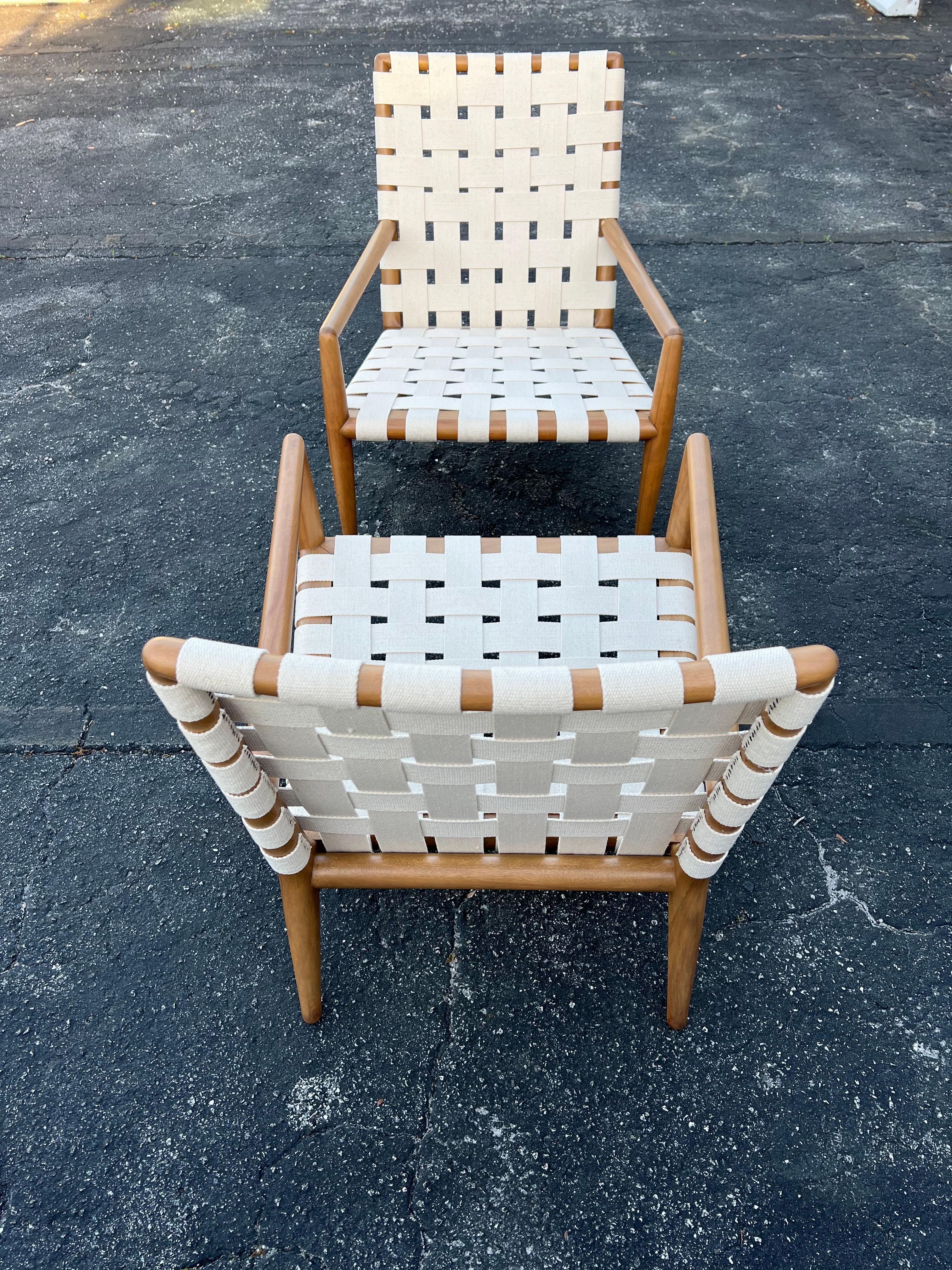 A Pair Of T.H.Robsjohn-Gibbings Strap Lounge Chairs Vintage 1950's  For Sale 3