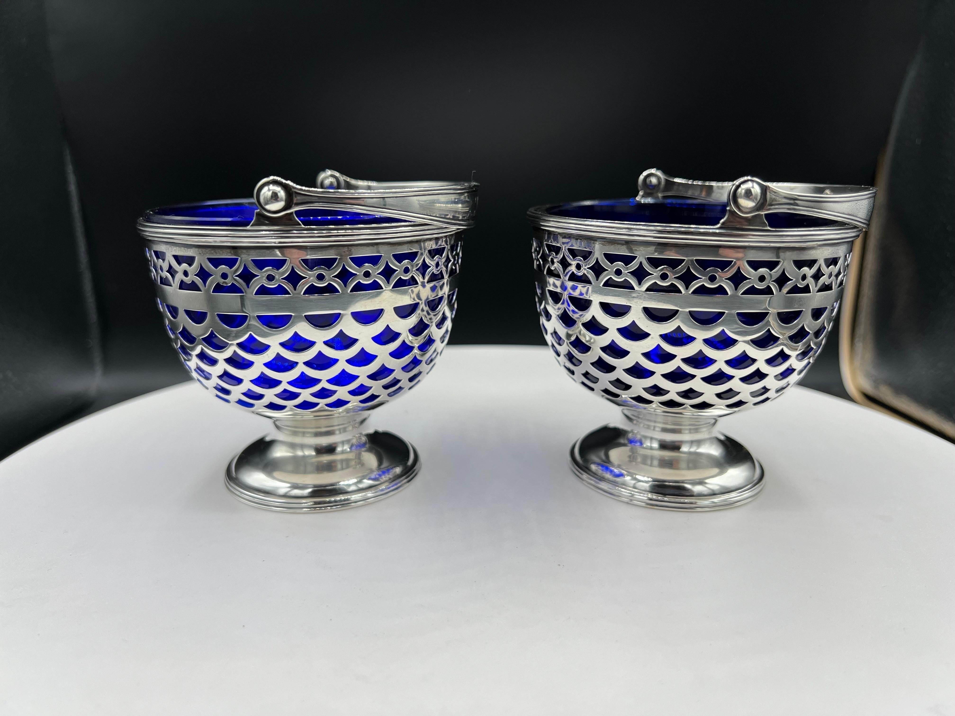 A Pair of Tiffany Baskets with Cobalt Liner For Sale 5