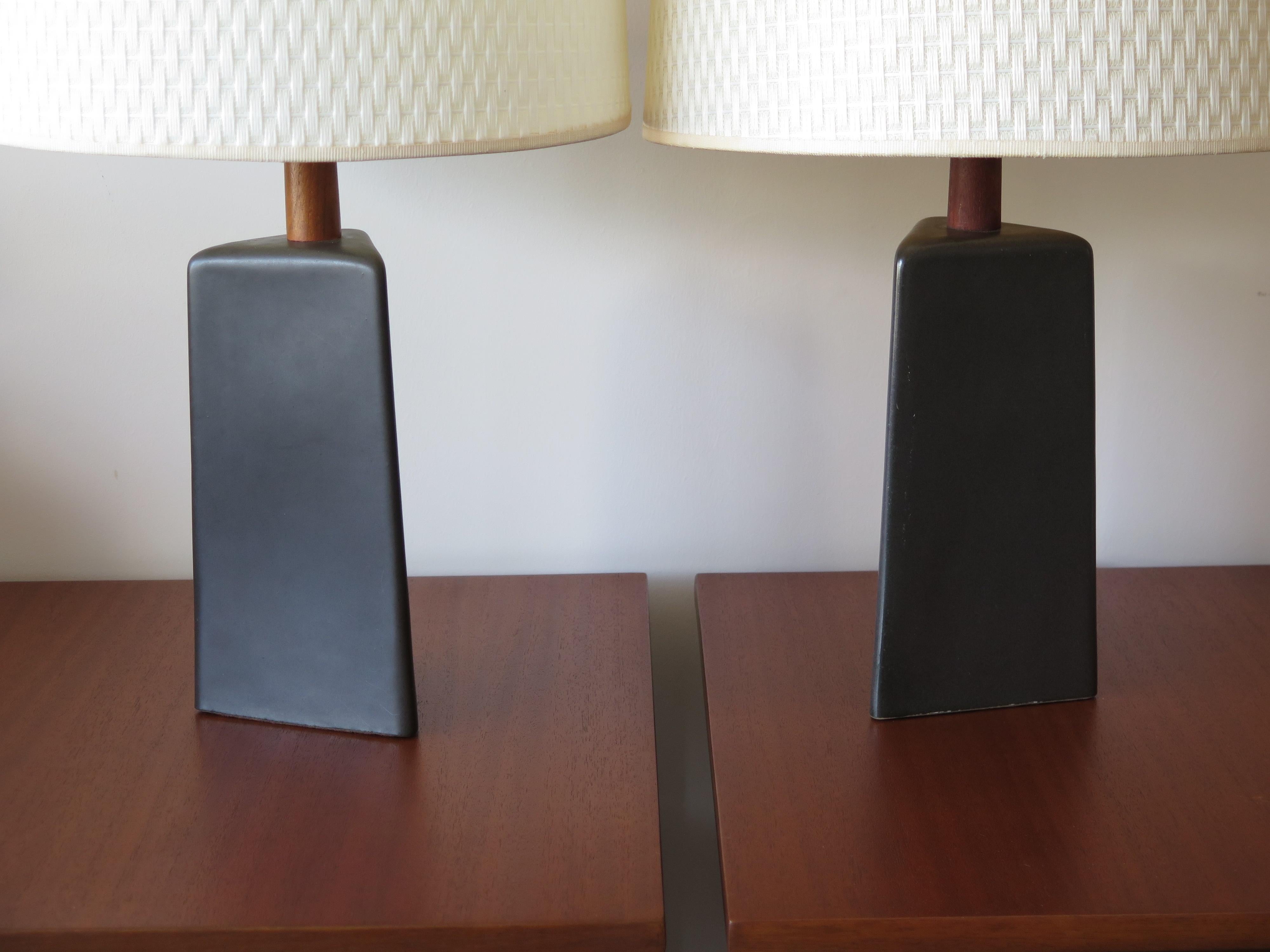 American Pair of Triangular Black Lamps by Martz For Sale