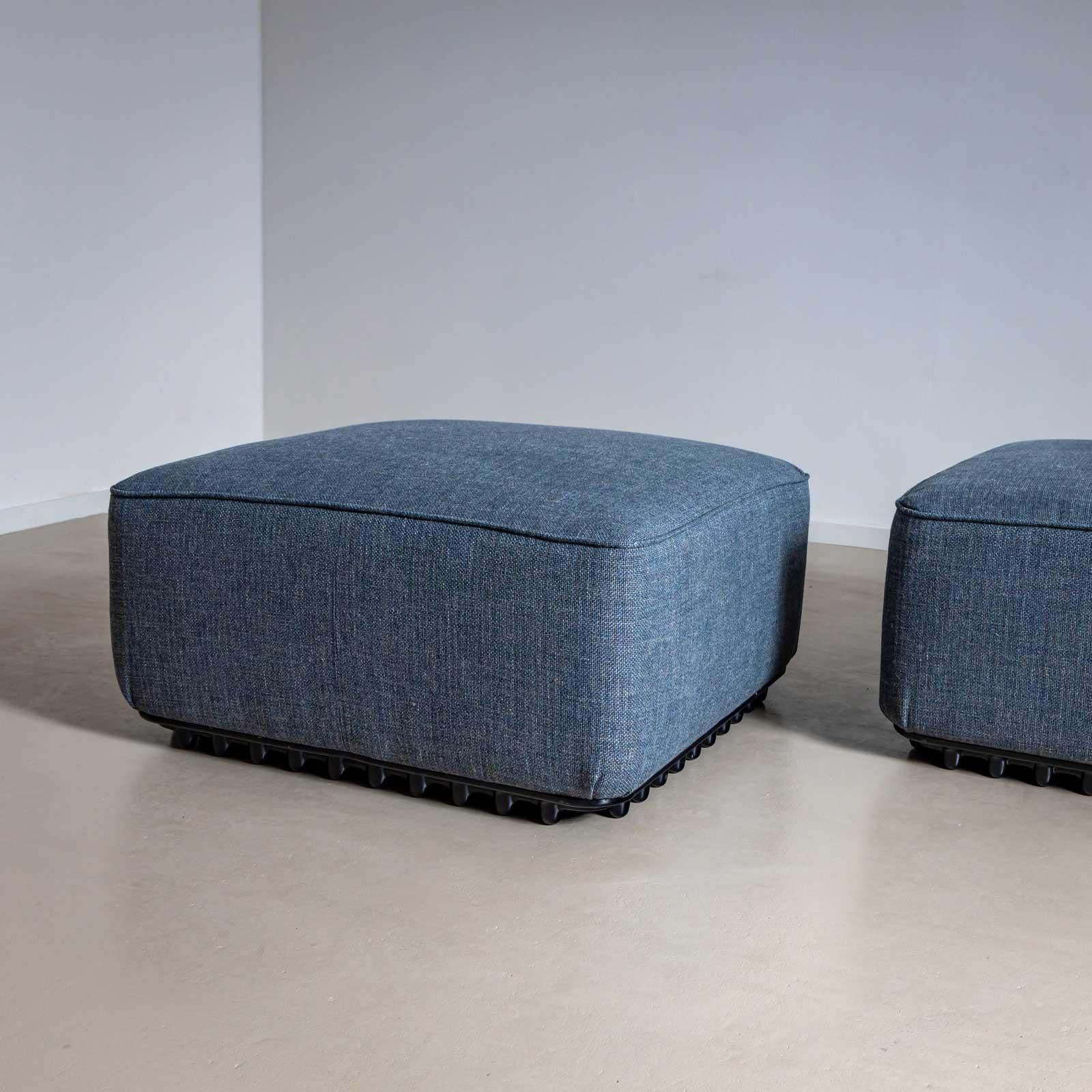 Italian A pair of Trico ottomans from the Trico series by Ammannati & Vitelli for Brunat For Sale