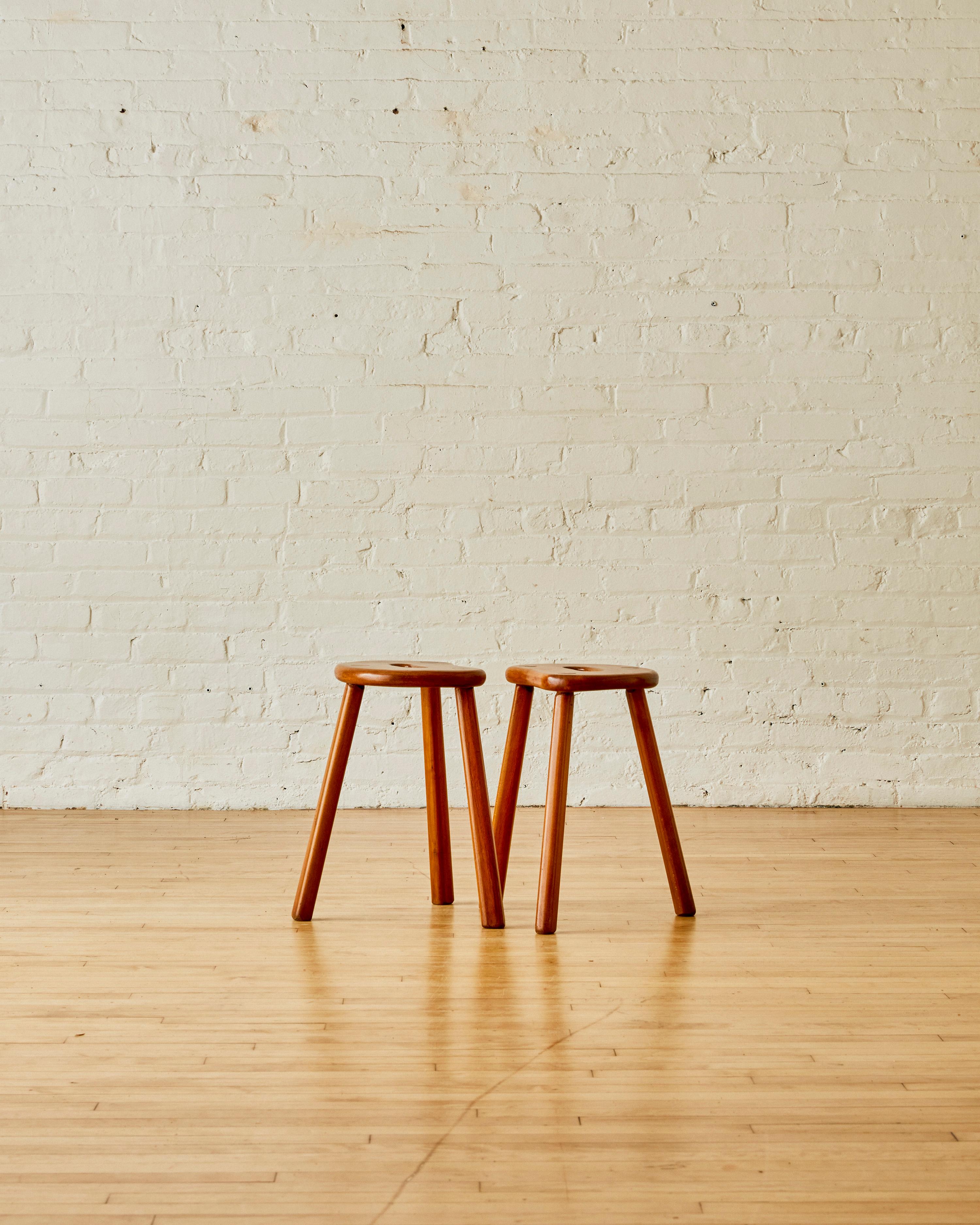 Mid-Century Modern A Pair of Tripod Elm Wood Stools  For Sale