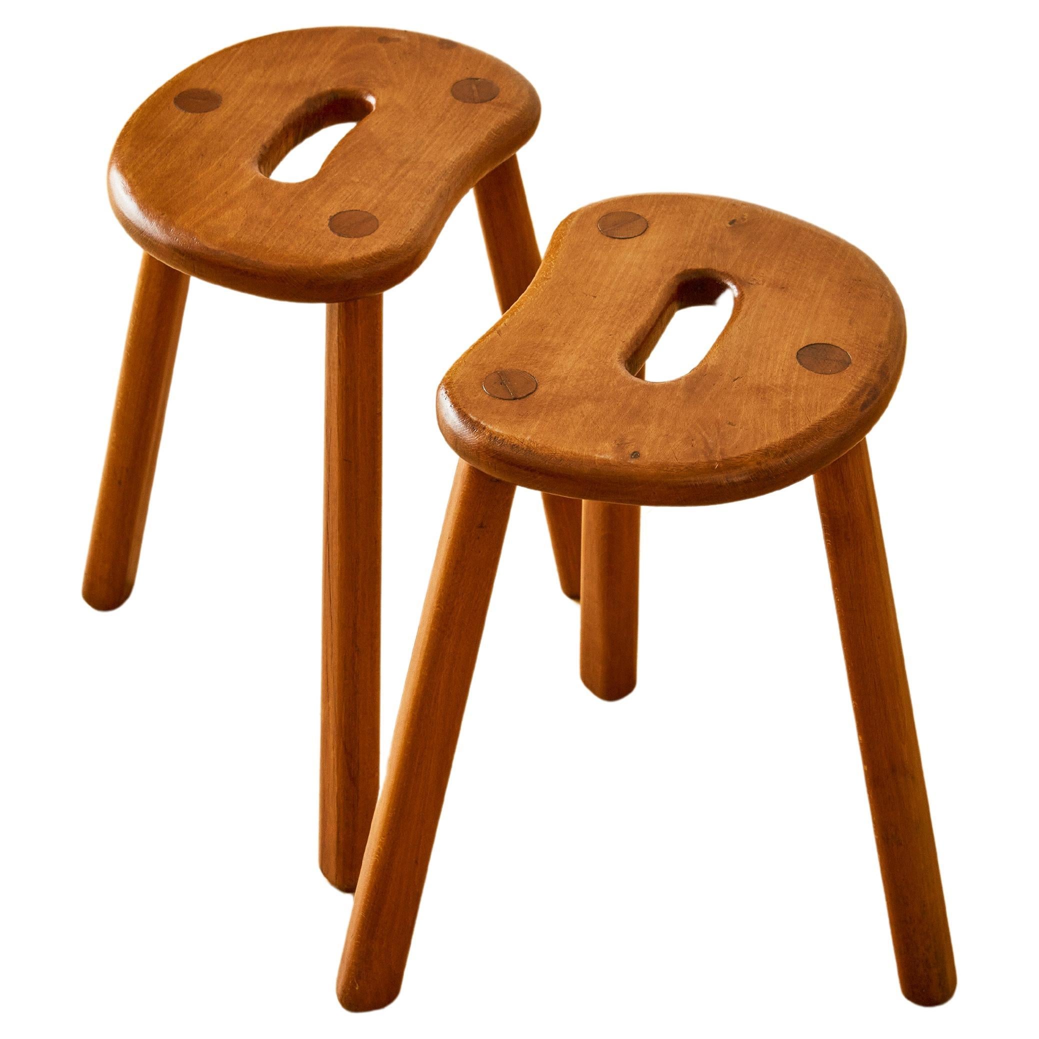 A Pair of Tripod Elm Wood Stools  For Sale