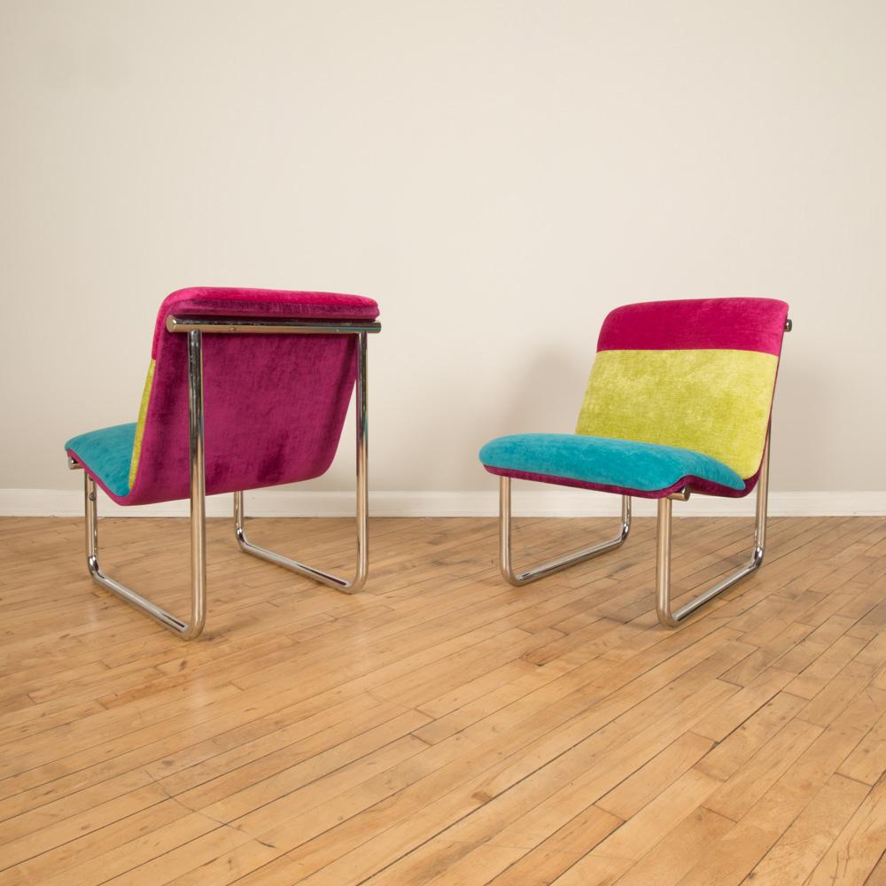 Late 20th Century Pair of Tubular Chrome Lounge Chairs, circa 1970 For Sale