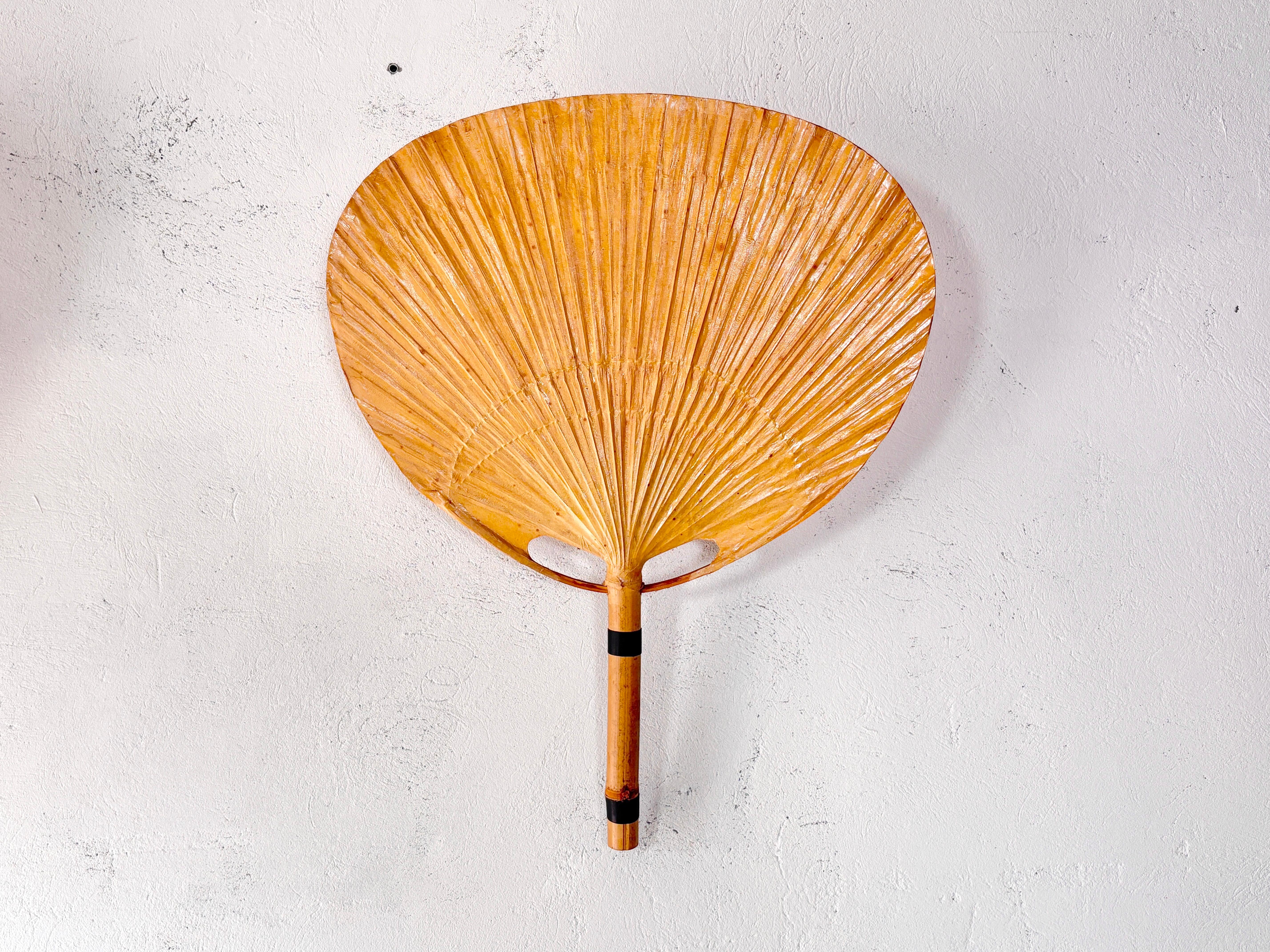 Paire d'appliques Uchiwa conçues par Ingo Maurer pour M Design, 1973 en vente 2