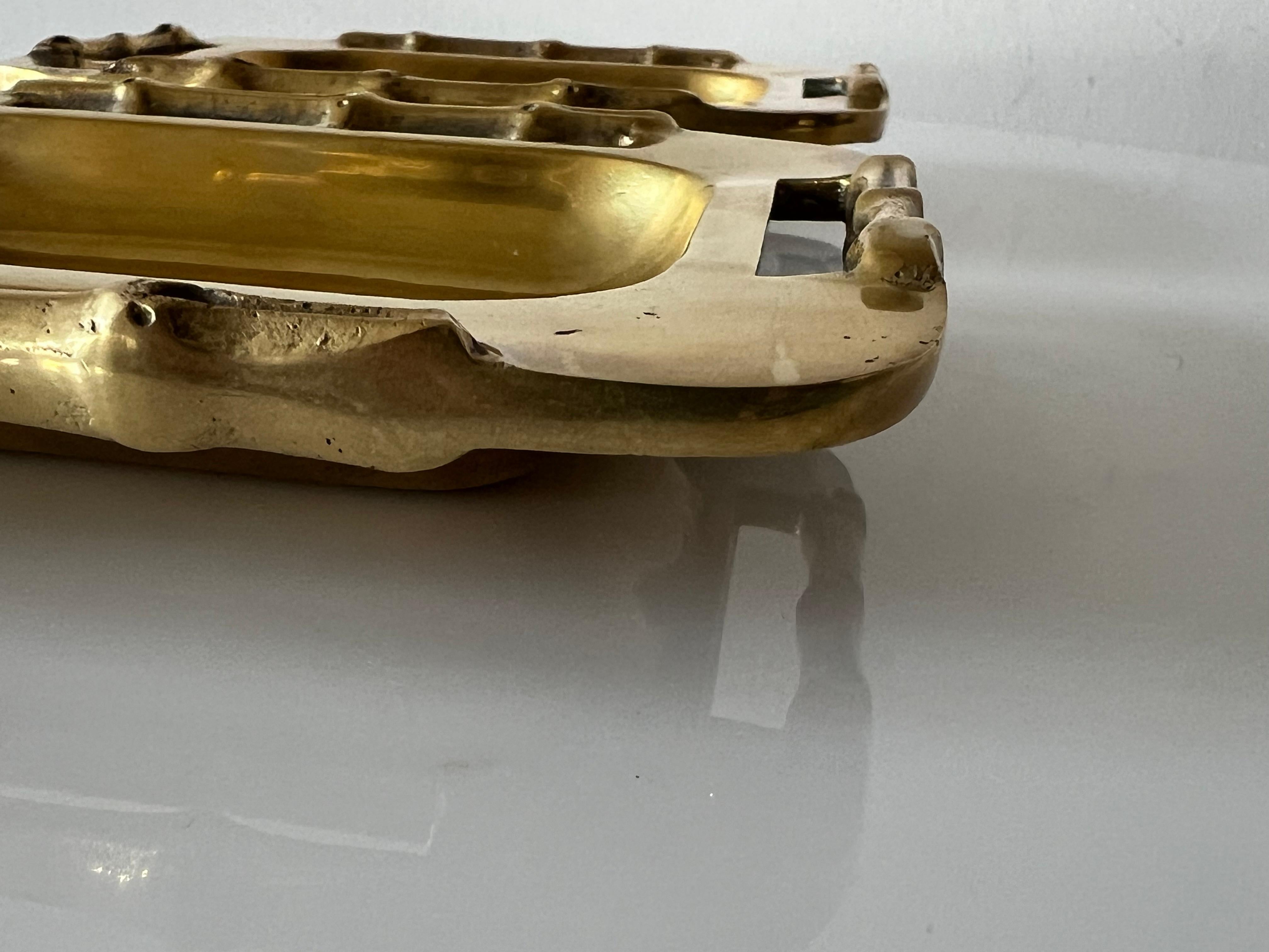 Laiton Paire de cendriers ou bonbonnières en laiton vers les années 1970 en vente