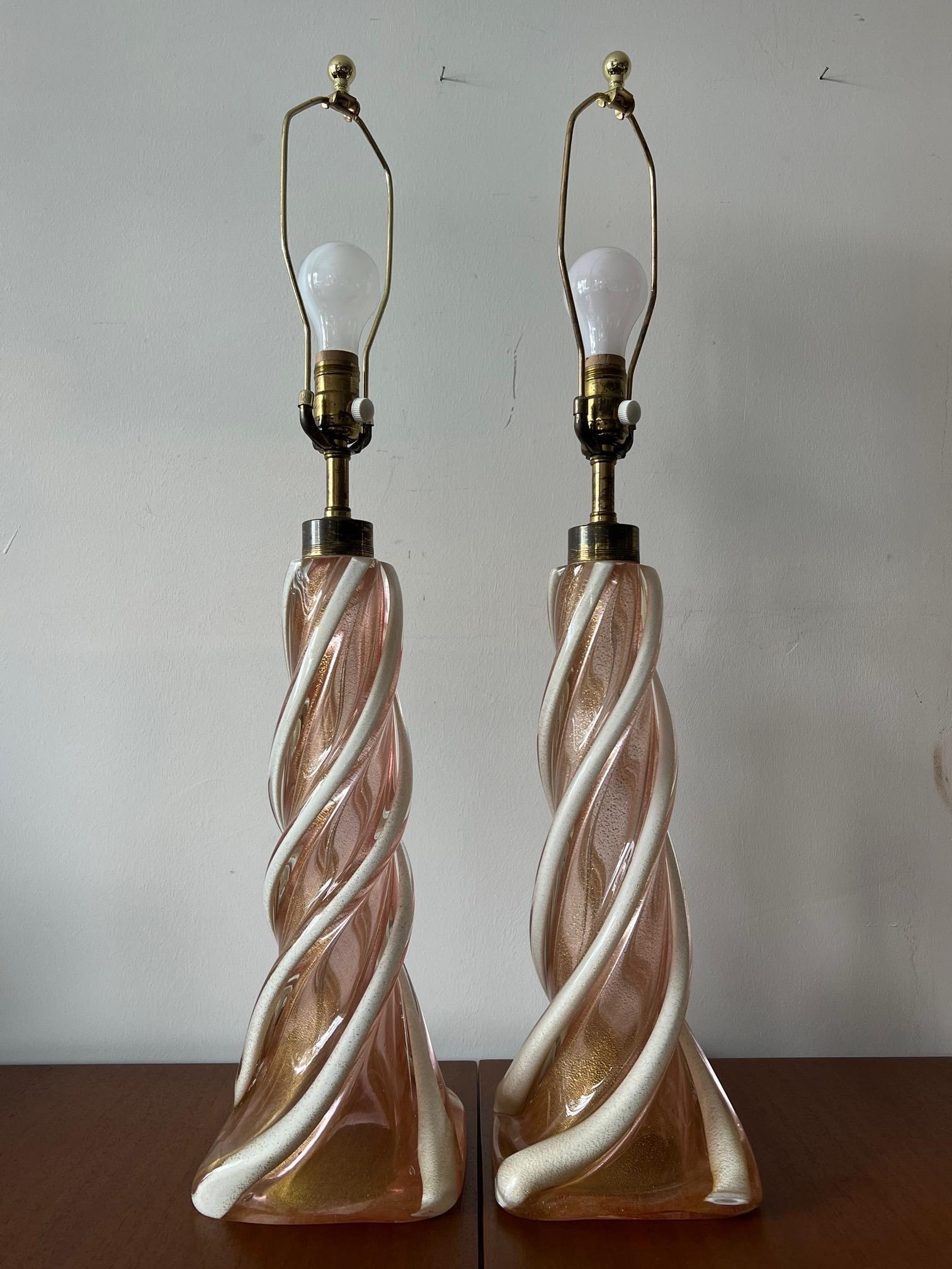 A Pair Of Unusual Murano Glass Lamps For Sale 7