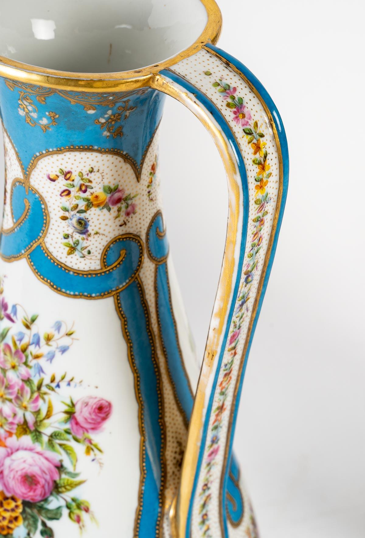 Pair of Vases, Porcelain of Paris 1