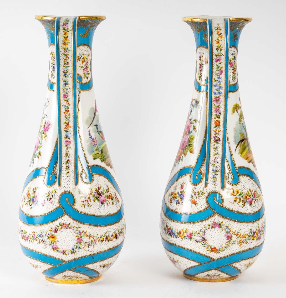 Pair of Vases, Porcelain of Paris 2