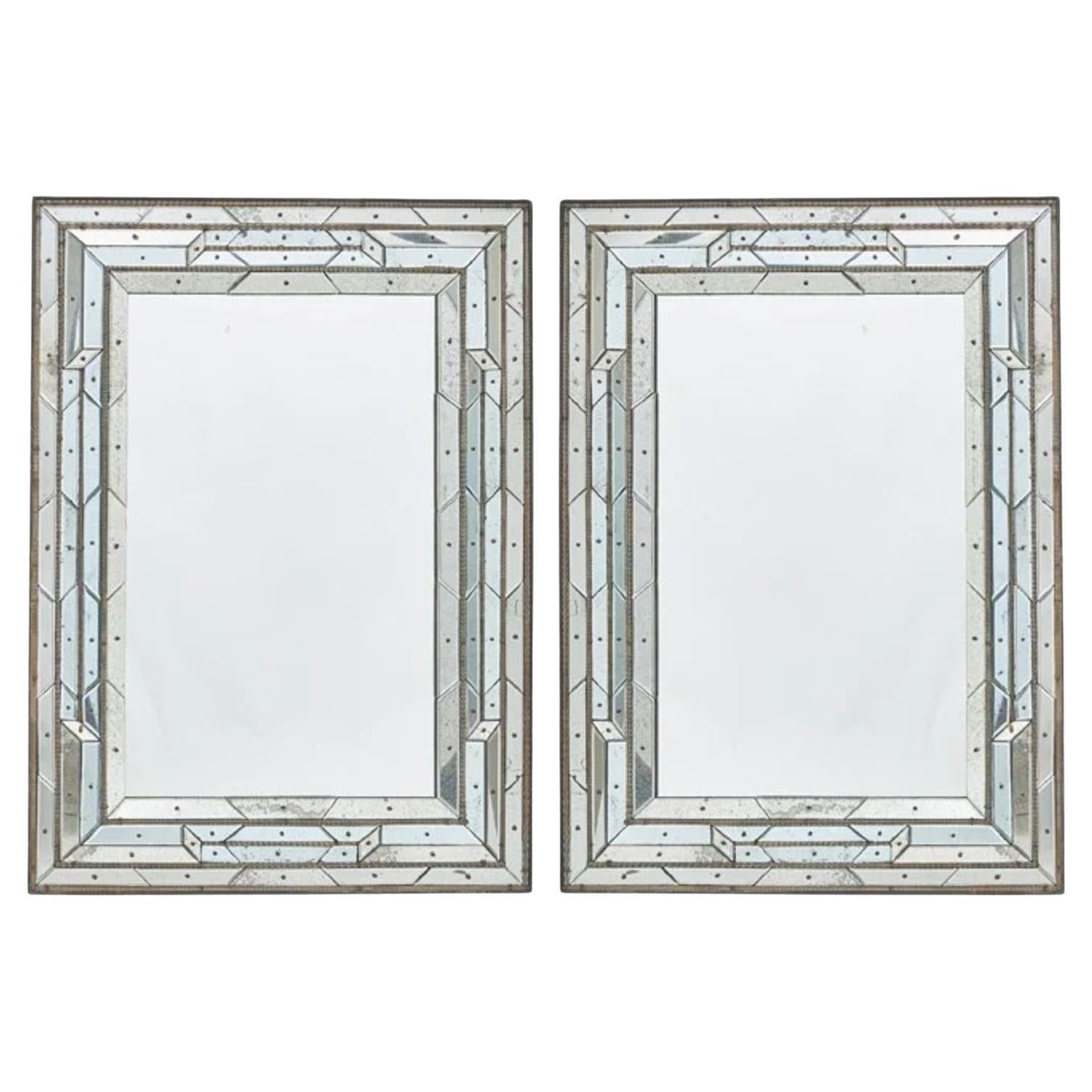 Paire de miroirs vénitiens à façade coussin, 19ème siècle