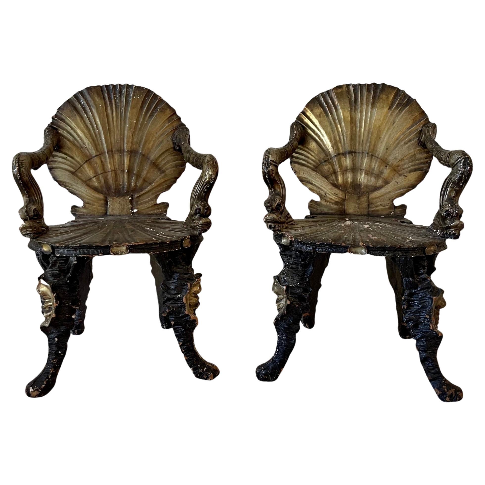 Paire de fauteuils de grotte vénitiens en argent et en vermeil attribués à Pauly et Cie
