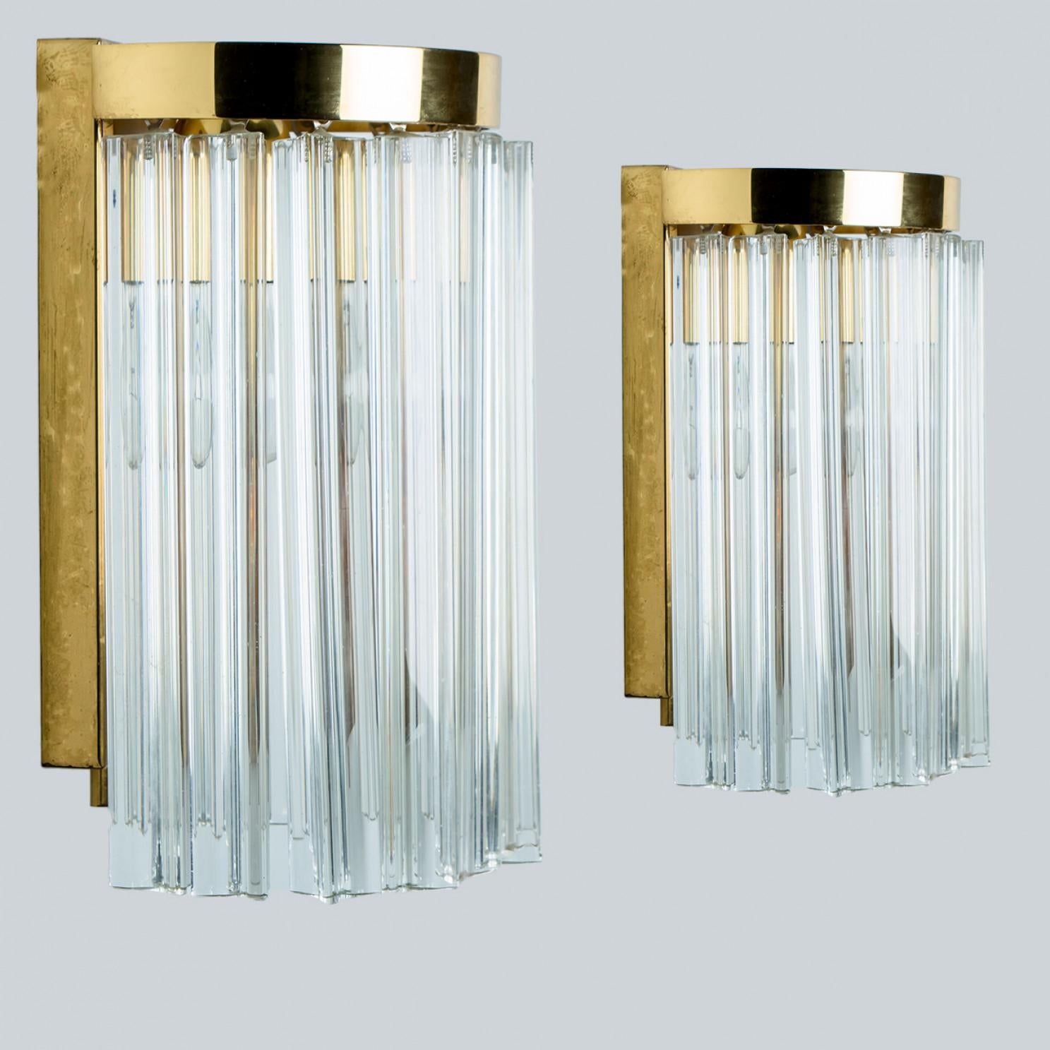 A Pair of Venini Clear Brass Glass Wall Lights, 1970 For Sale 3