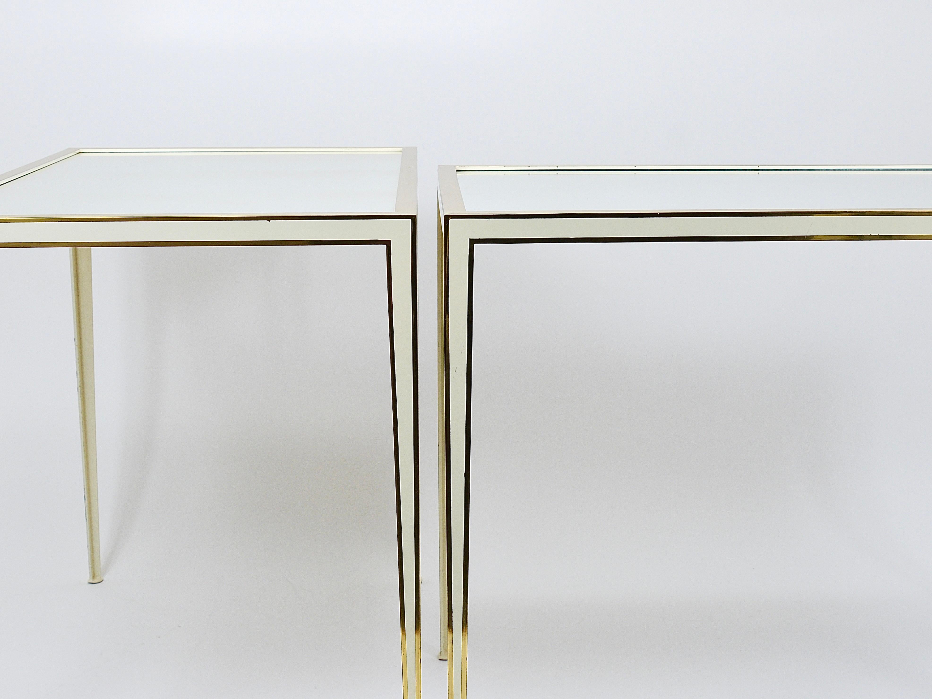 Paire de tables en laiton et miroir blanc de Vereinigte Werkstätten, Allemagne, années 1970 en vente 6