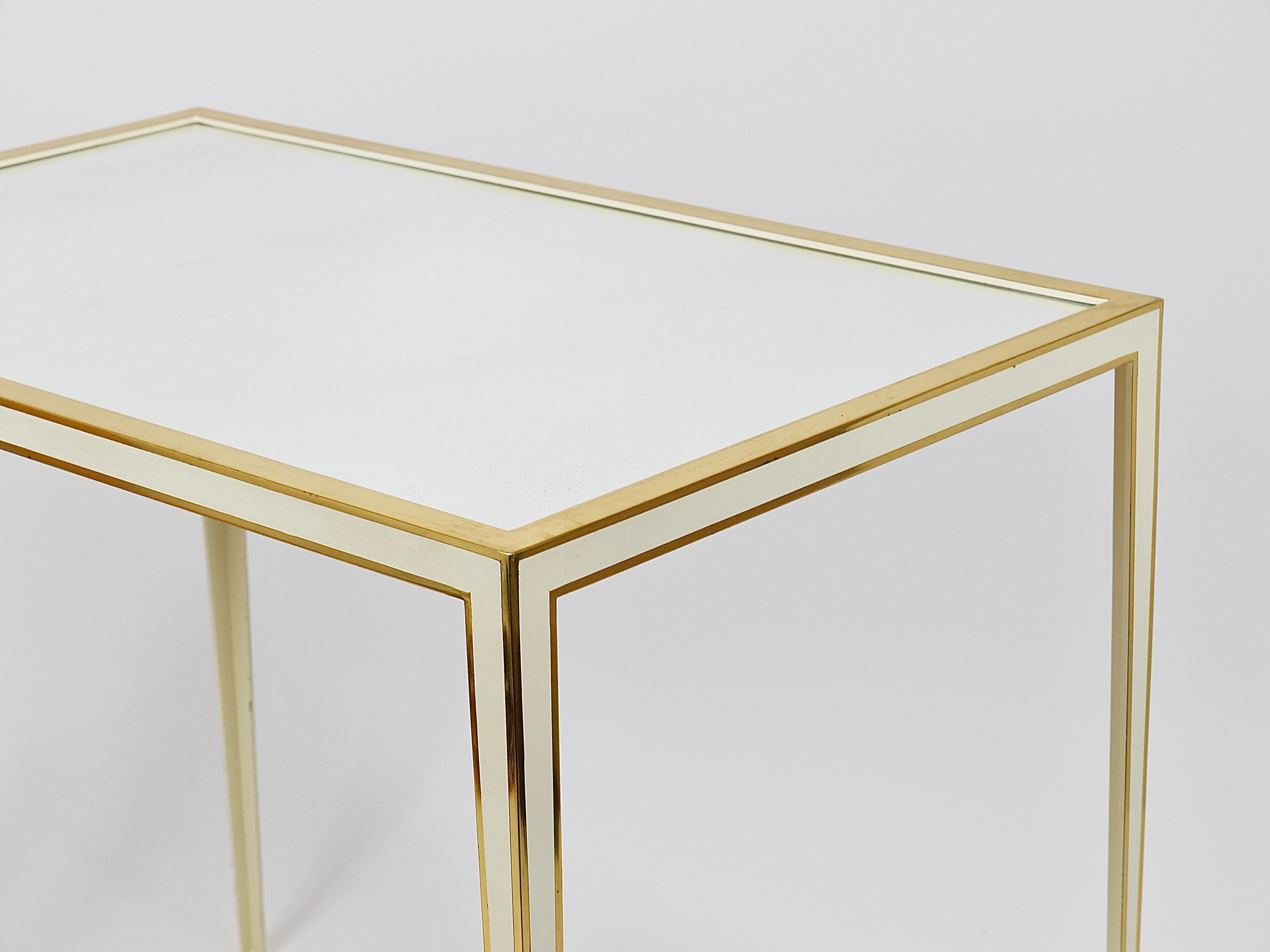 Paire de tables en laiton et miroir blanc de Vereinigte Werkstätten, Allemagne, années 1970 en vente 7