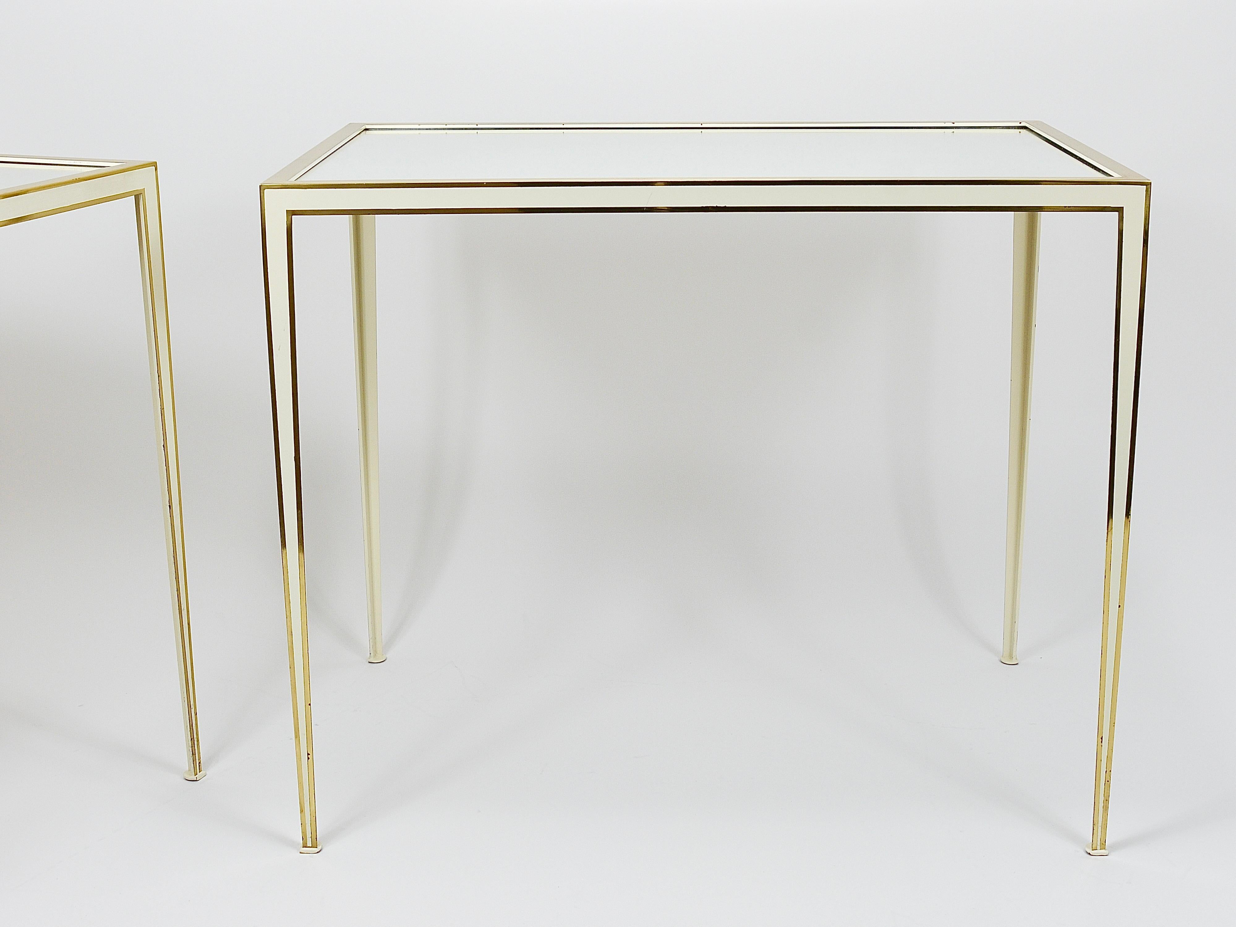 Paire de tables en laiton et miroir blanc de Vereinigte Werkstätten, Allemagne, années 1970 en vente 10