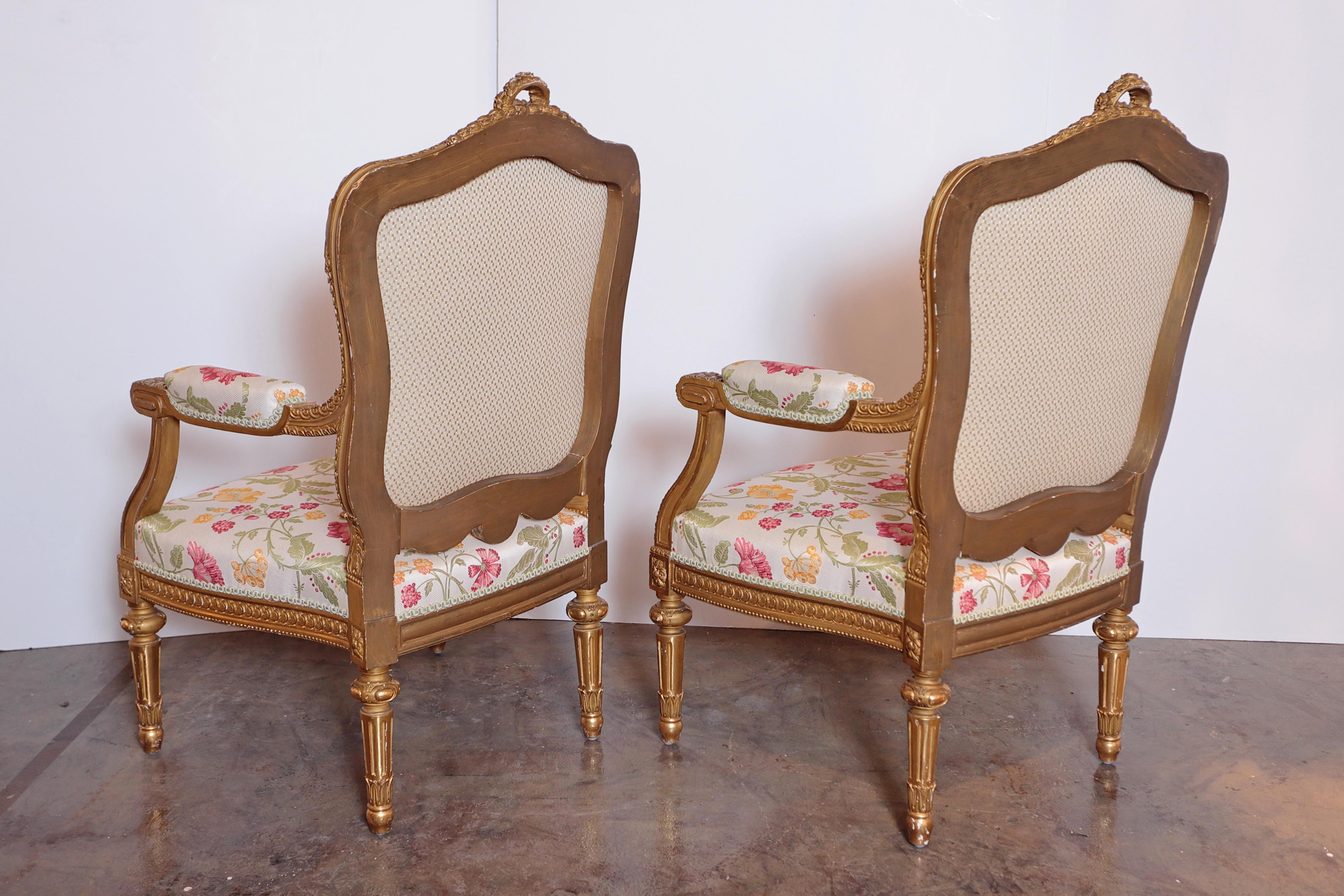 Pair of Very Fine Carved and Gilt Early 20th Century Louis XVI Style Fauteuils In Excellent Condition In Dallas, TX