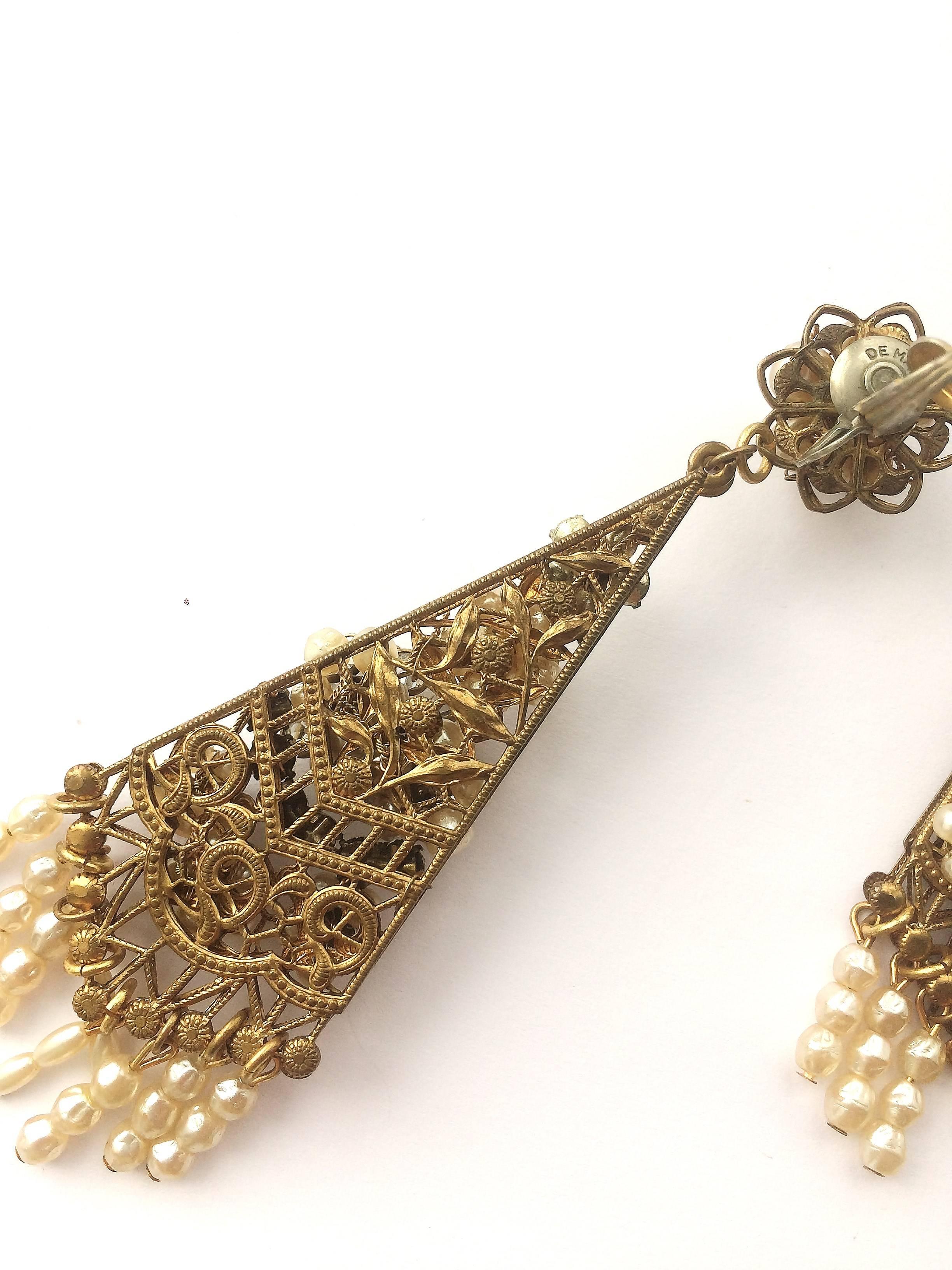 Ein Paar sehr lange tropfenförmige Perlen- und Paste-Ohrringe, Robert de Mario, USA, 1950er Jahre Damen im Angebot