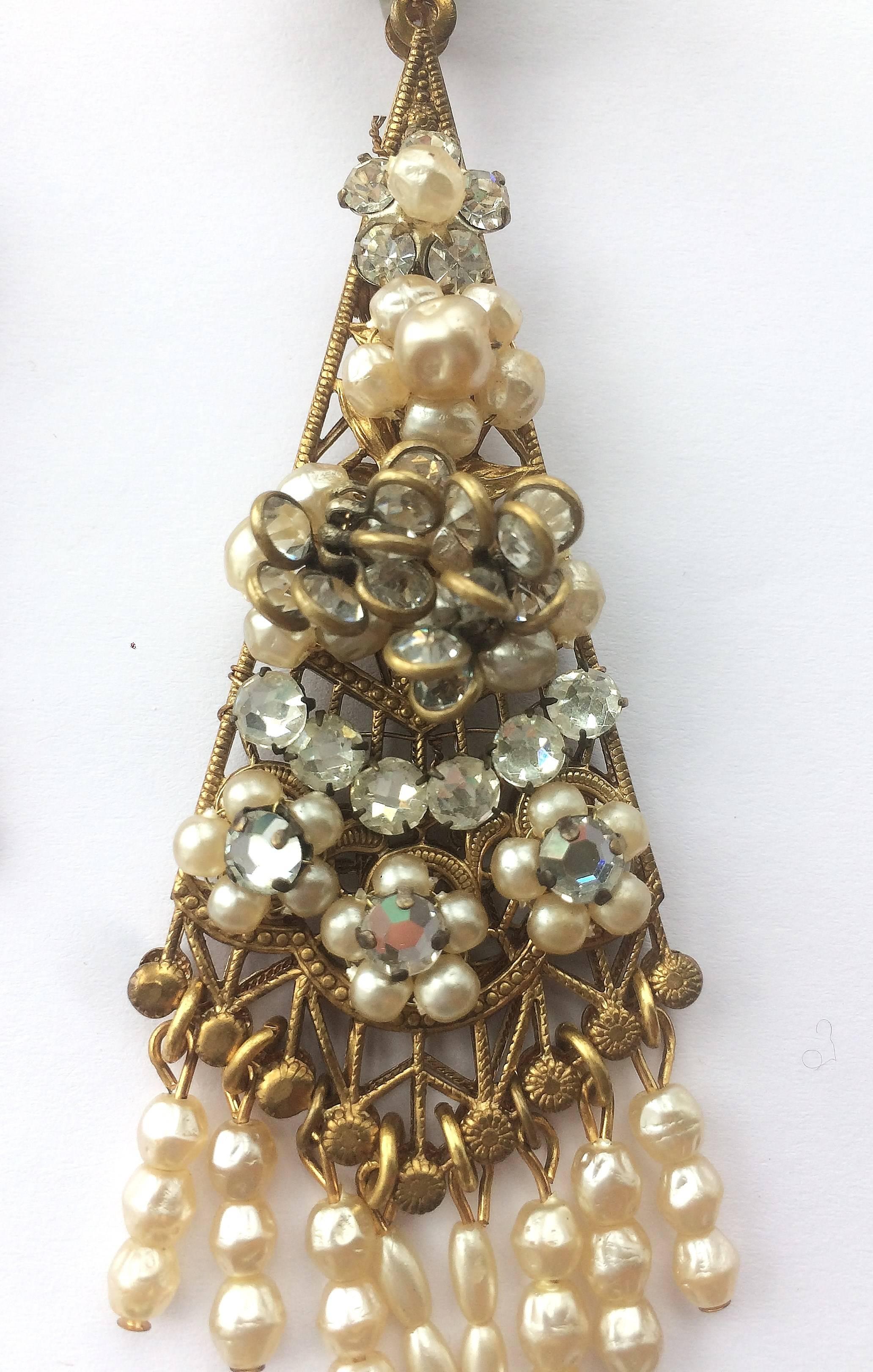 A pair of very long pearl and paste drop earrings, Robert de Mario, USA, 1950s In Good Condition For Sale In Greyabbey, County Down