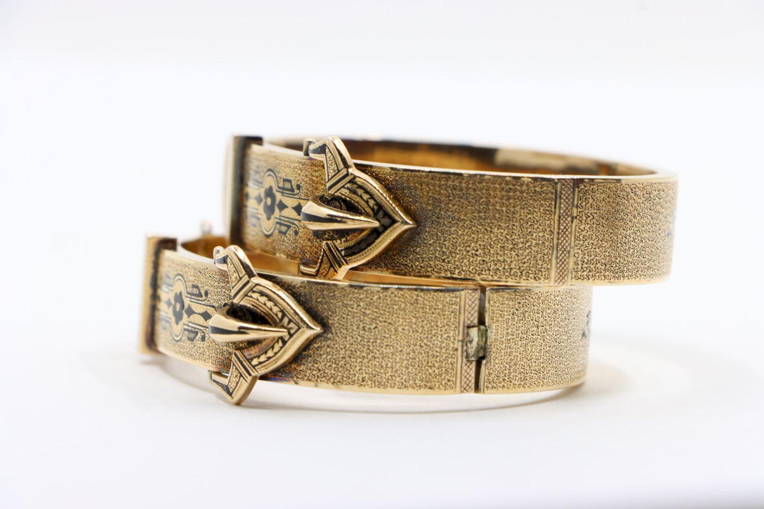 A Pair of Victorian 14K Gold Enamel Belt Bangle Bracelect 1