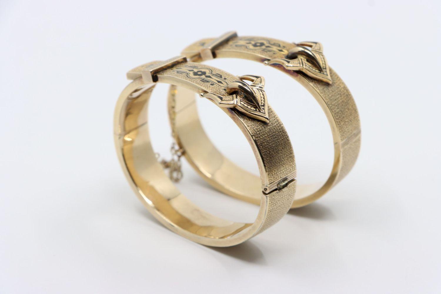 A Pair of Victorian 14K Gold Enamel Belt Bangle Bracelect 5