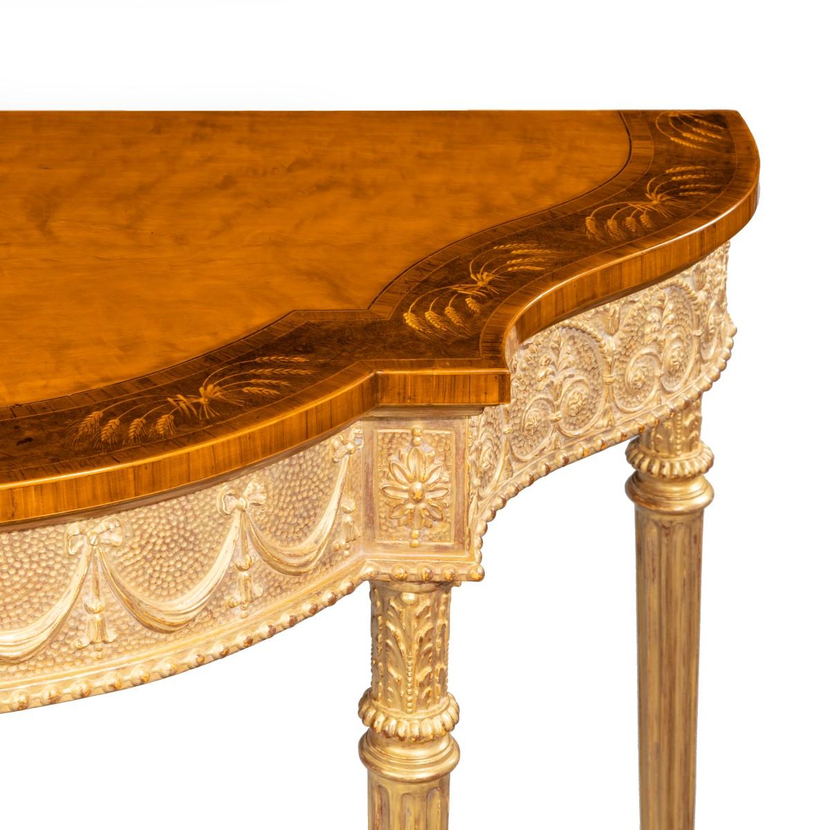 Pareja de consolas victorianas de madera satinada estilo Hepplewhite en venta 12