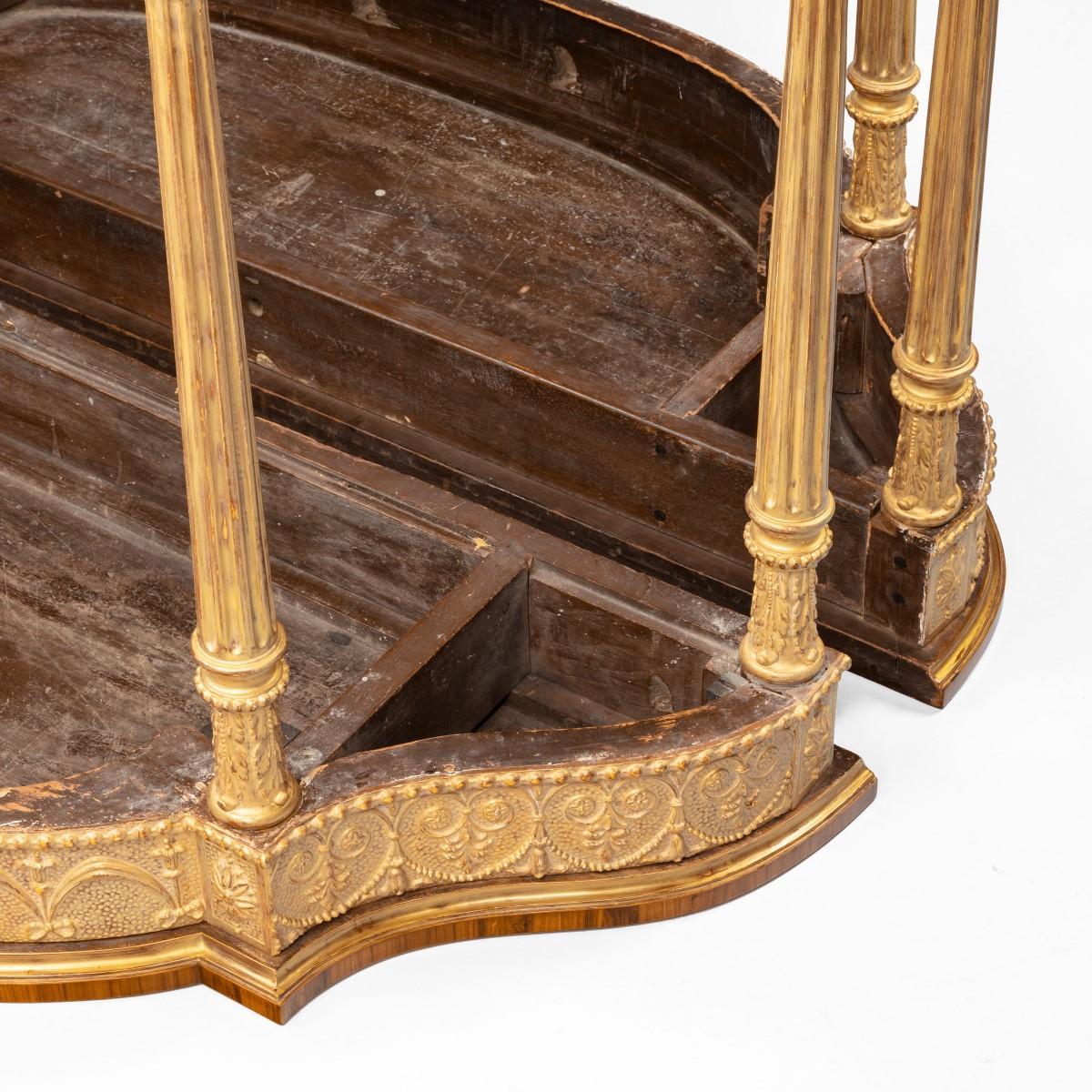 Pareja de consolas victorianas de madera satinada estilo Hepplewhite en venta 2
