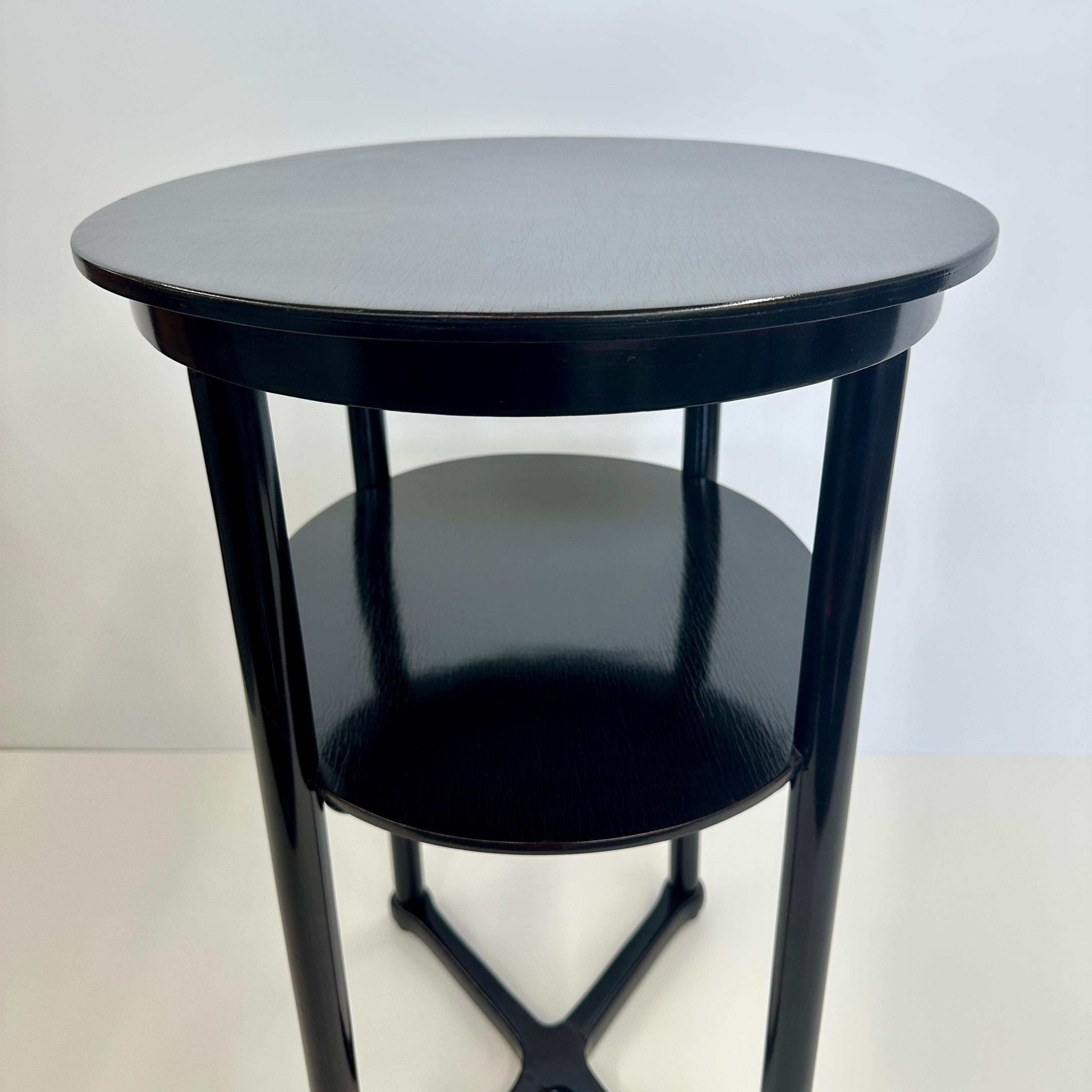A Pair of Vienna Secessionables  Oval Two-tier Side Tables by Josef Hoffmann In Good Condition For Sale In New York, NY
