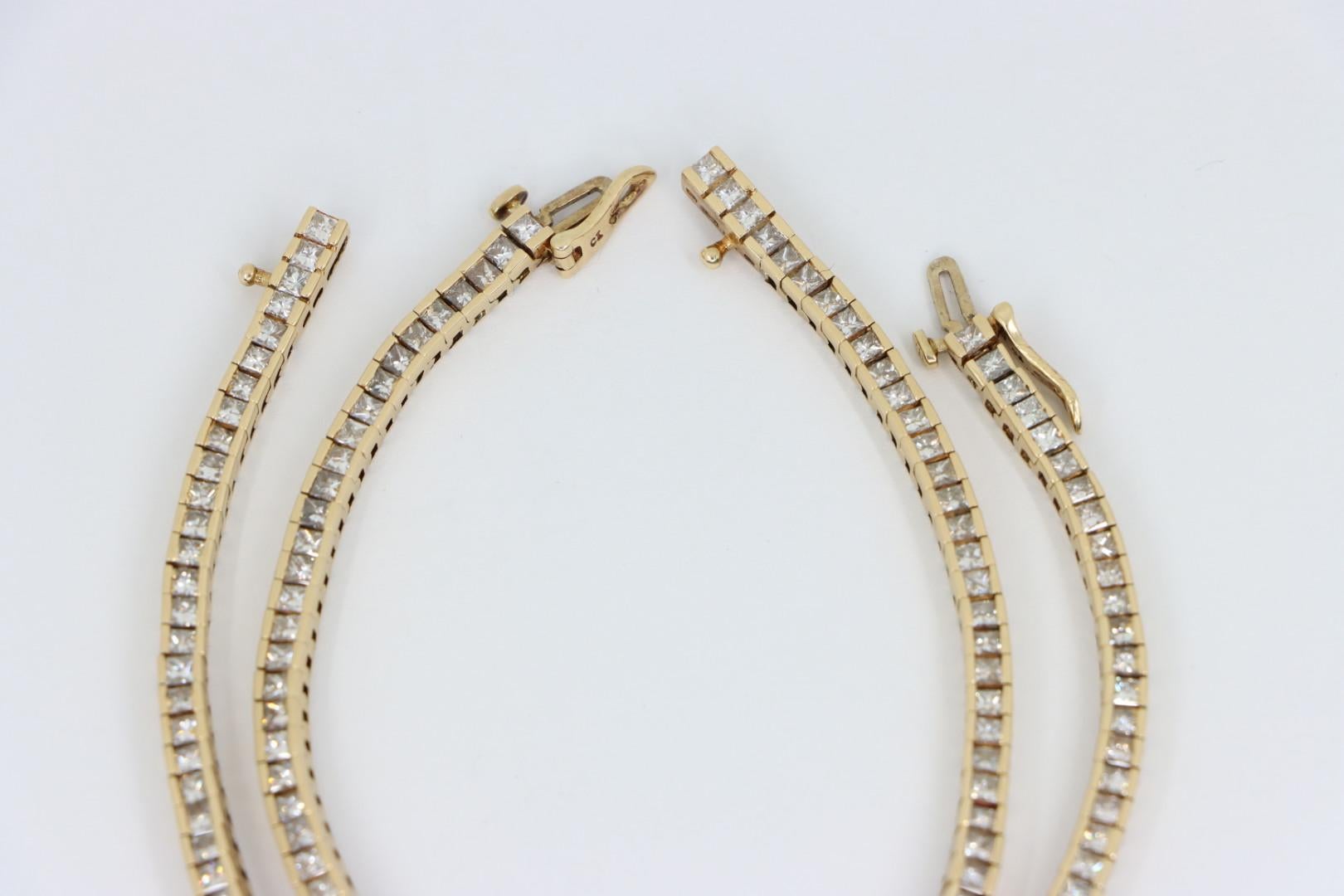 A Pair of Vintage 14K Gold Diamond Bracelets For Sale 3