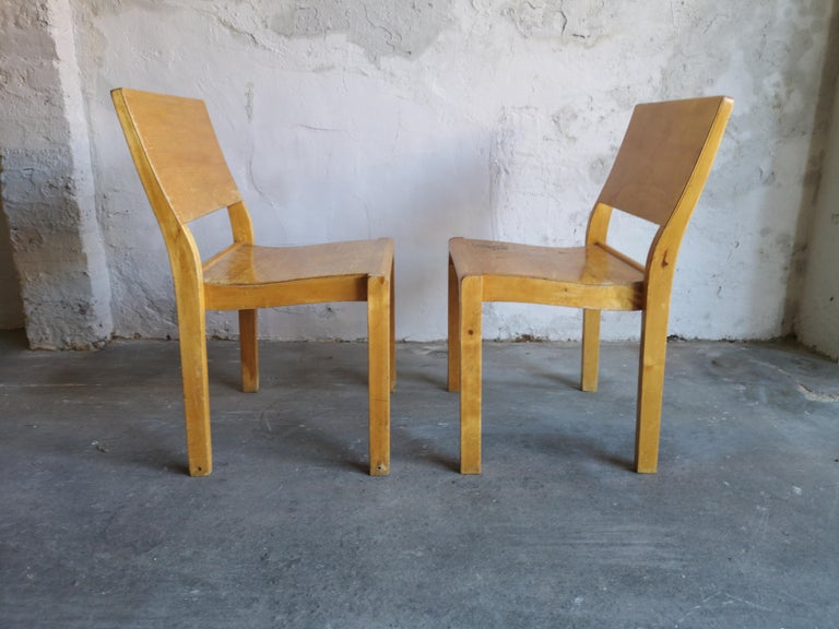 Mid-Century Modern Pair of Vintage Alvar Aalto/Artek Plywood Dining Chair 611