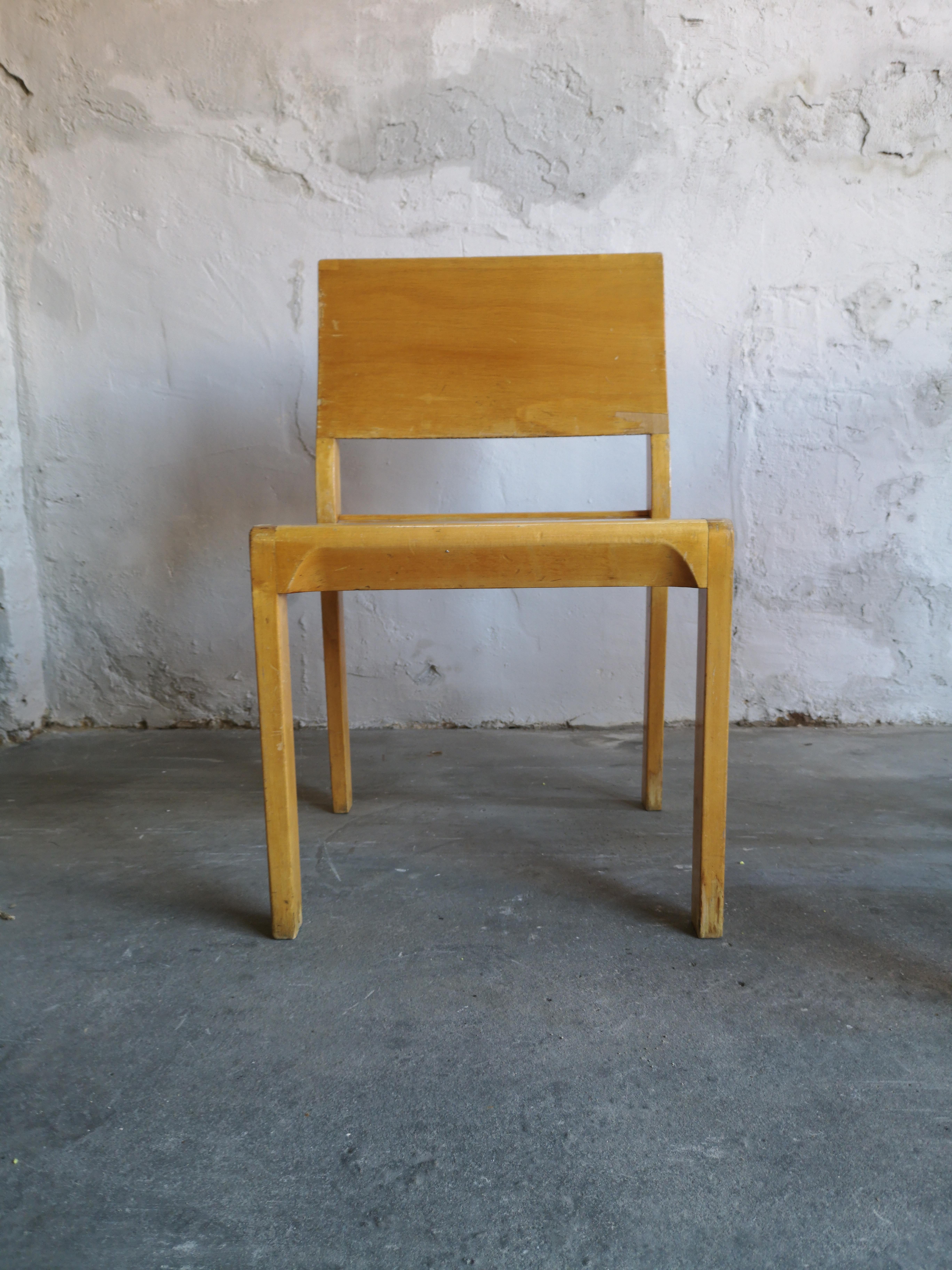 Finnish Pair of Vintage Alvar Aalto/Artek Plywood Dining Chair 611
