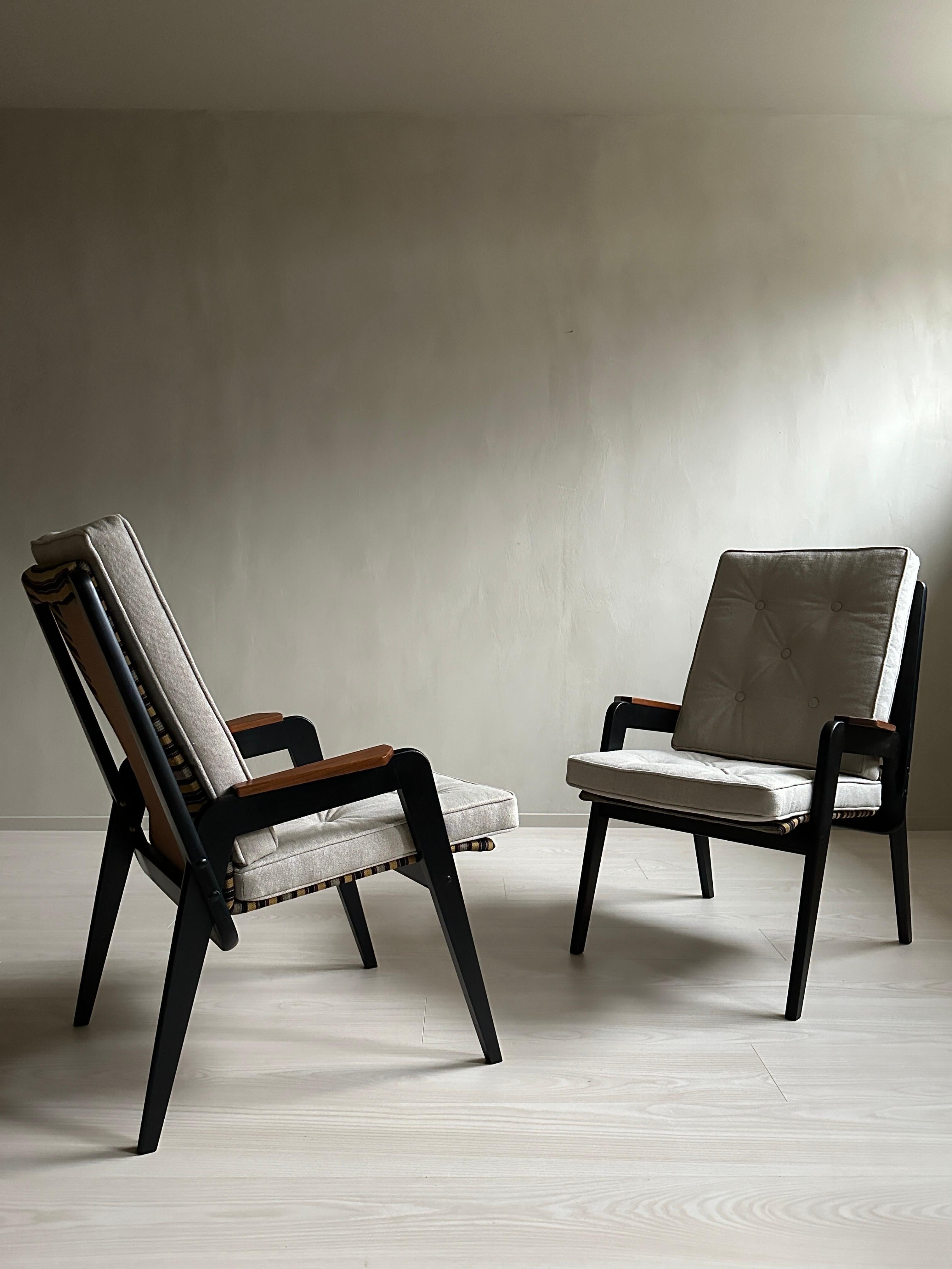 Paire de fauteuils vintage, dans le style de Jean Prouvé, Scandinavie, années 1960 en vente 11