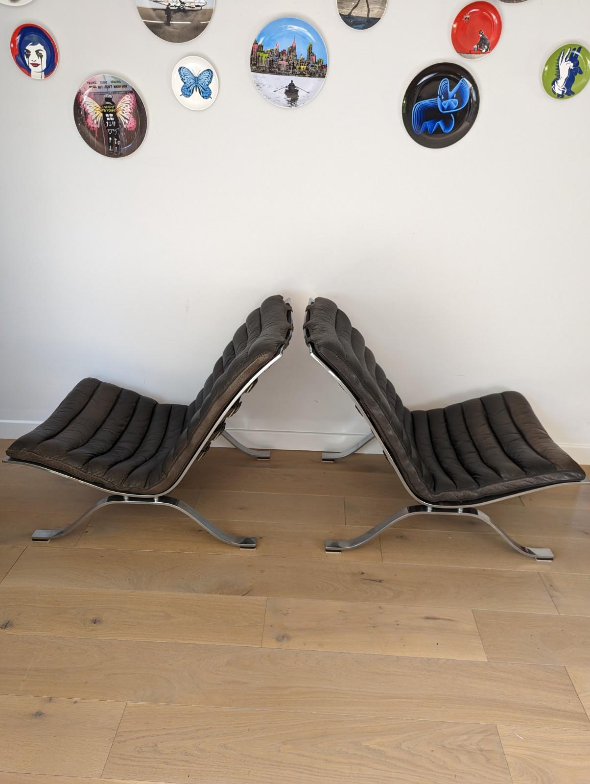 Pair of Vintage Arne Norrell 'Ari' Chairs for Mobel Ab in Black Leather 1