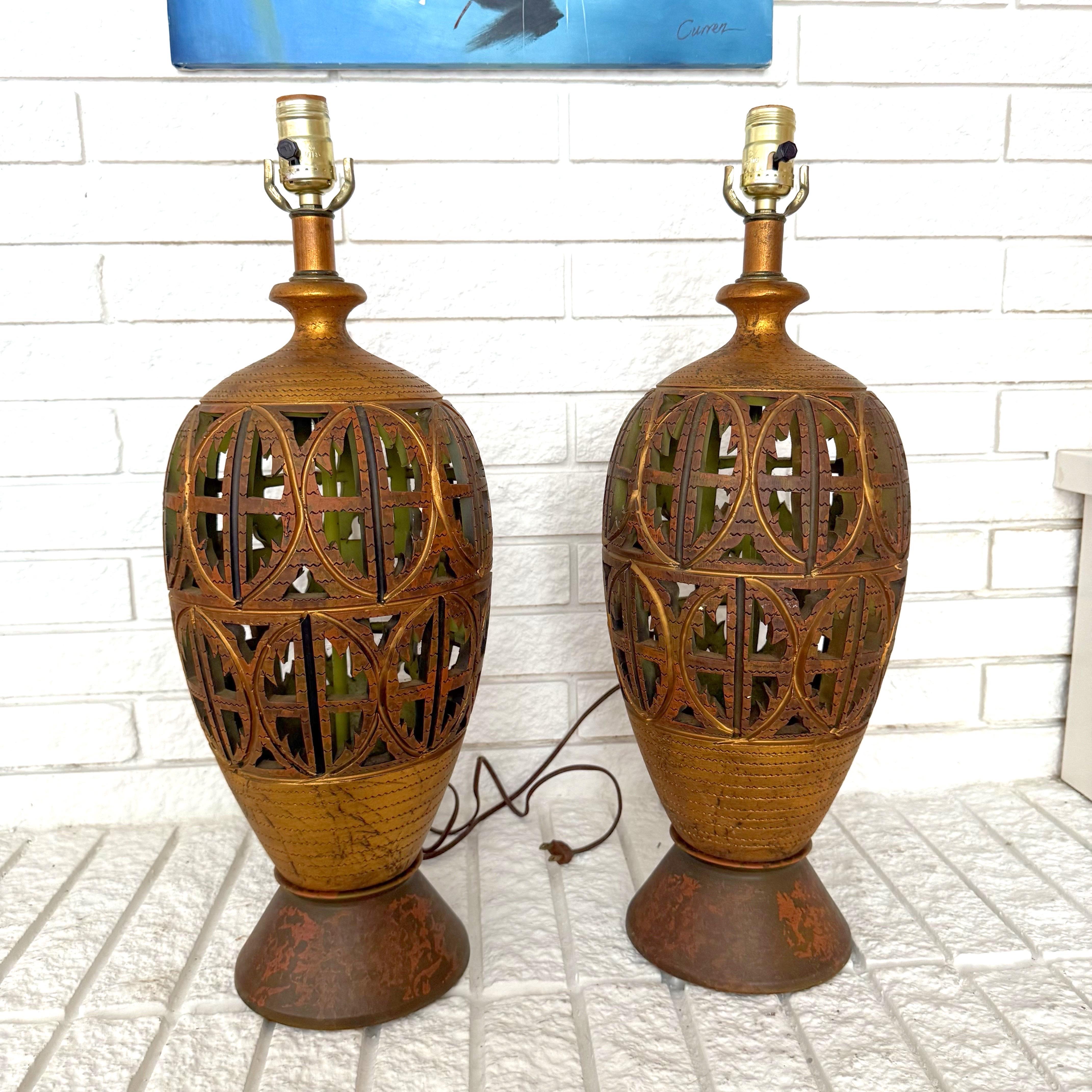 A pair of Vintage Boho Reticulated Palm Frond Ceramic Table Lamps 4