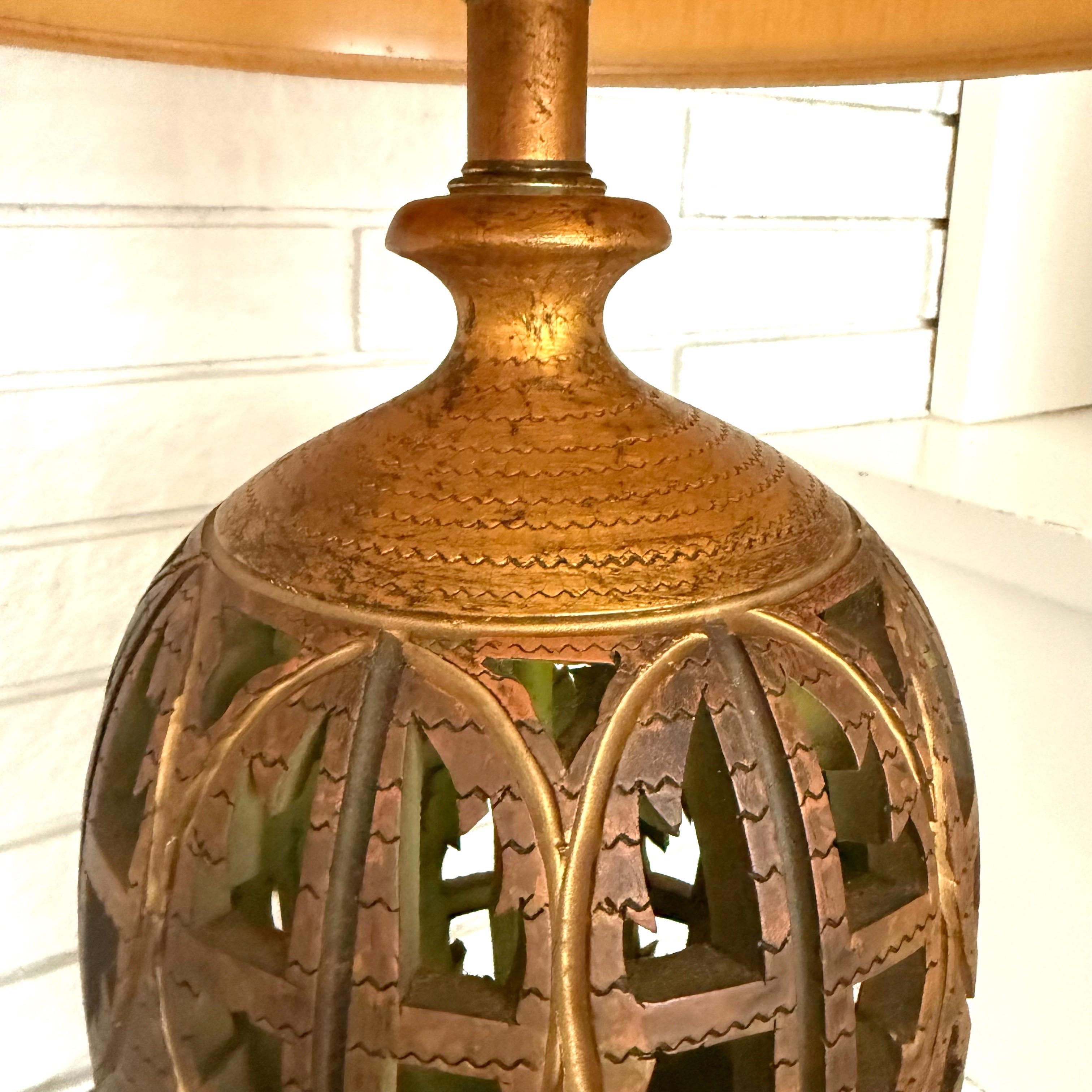 A pair of Vintage Boho Reticulated Palm Frond Ceramic Table Lamps 5