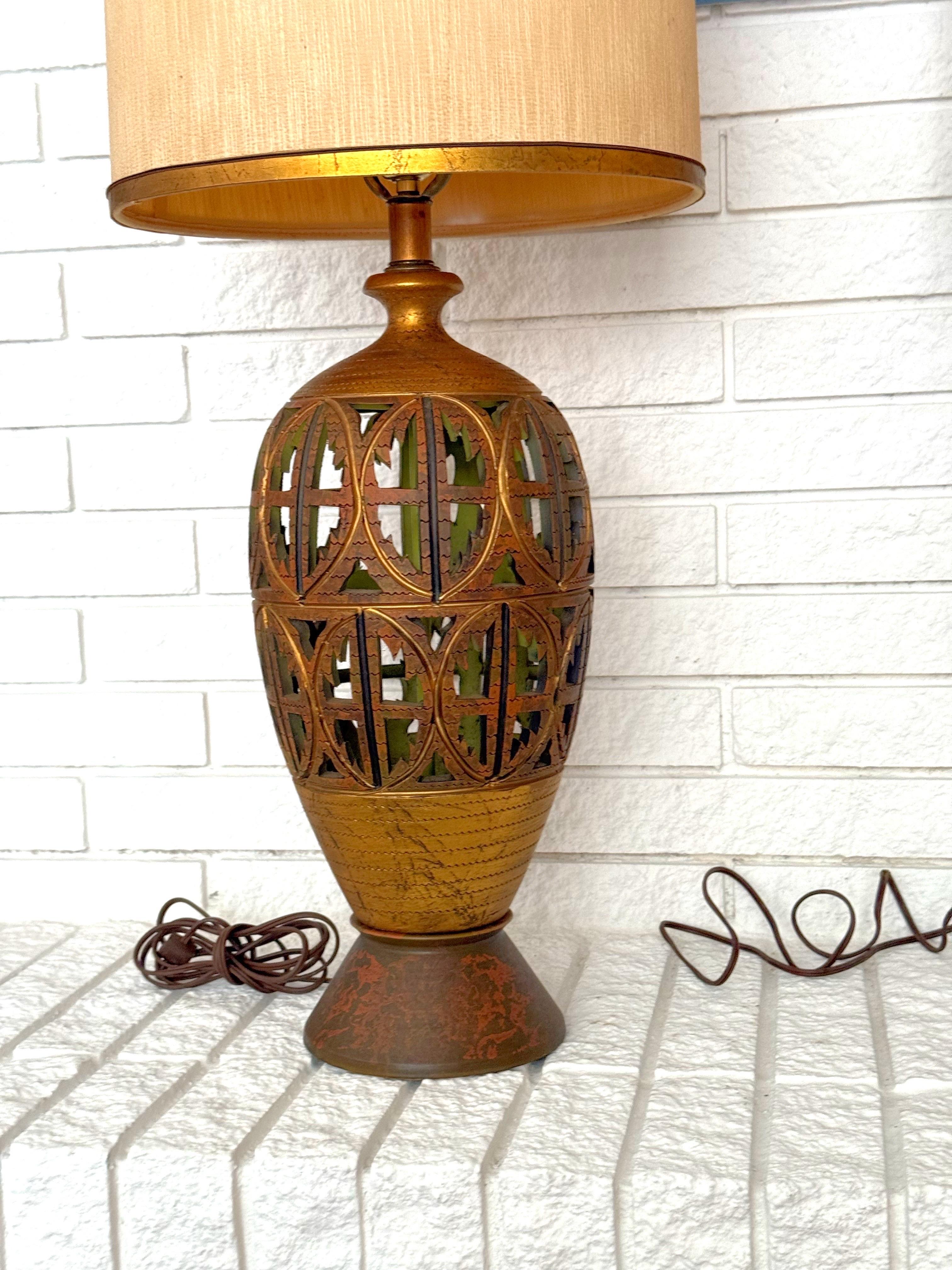 A pair of Vintage Boho Reticulated Palm Frond Ceramic Table Lamps 7