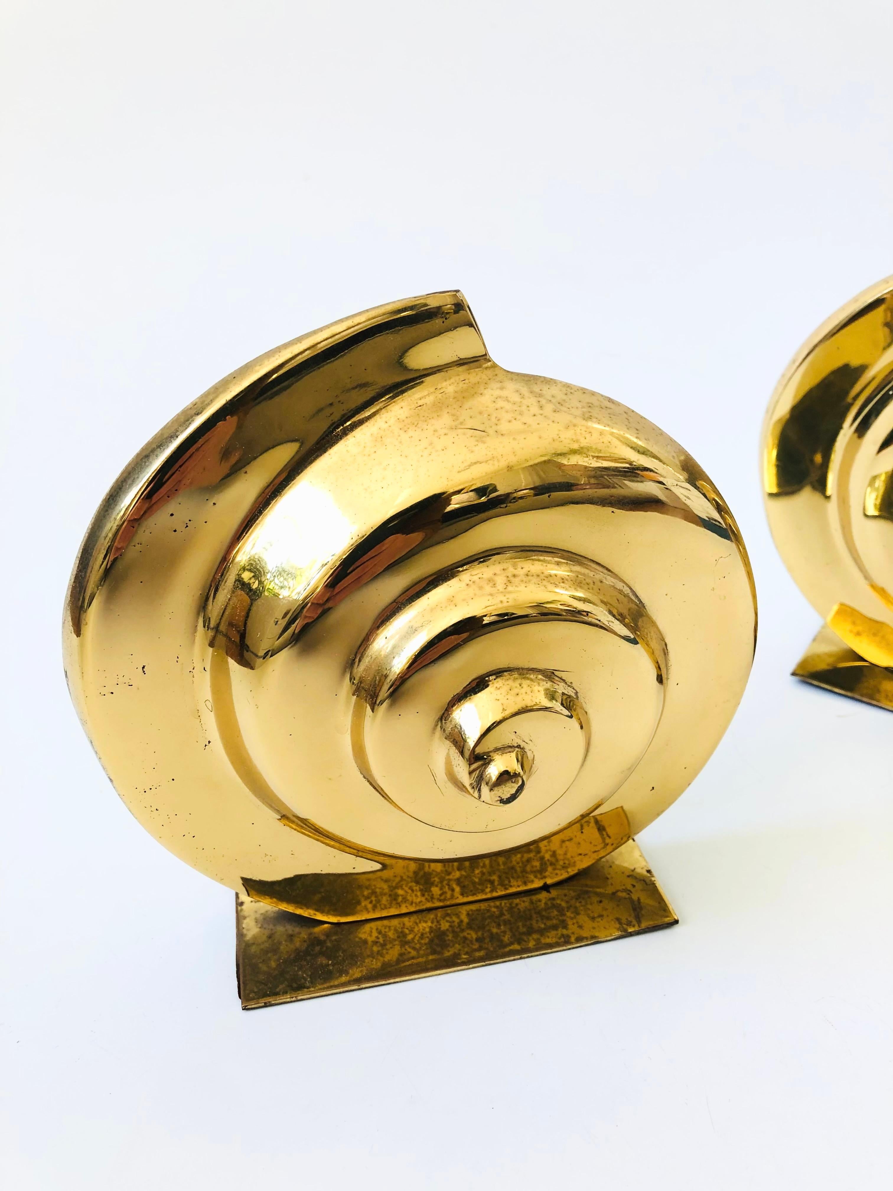 Hollywood Regency Pair of Vintage Brass Shell Bookends