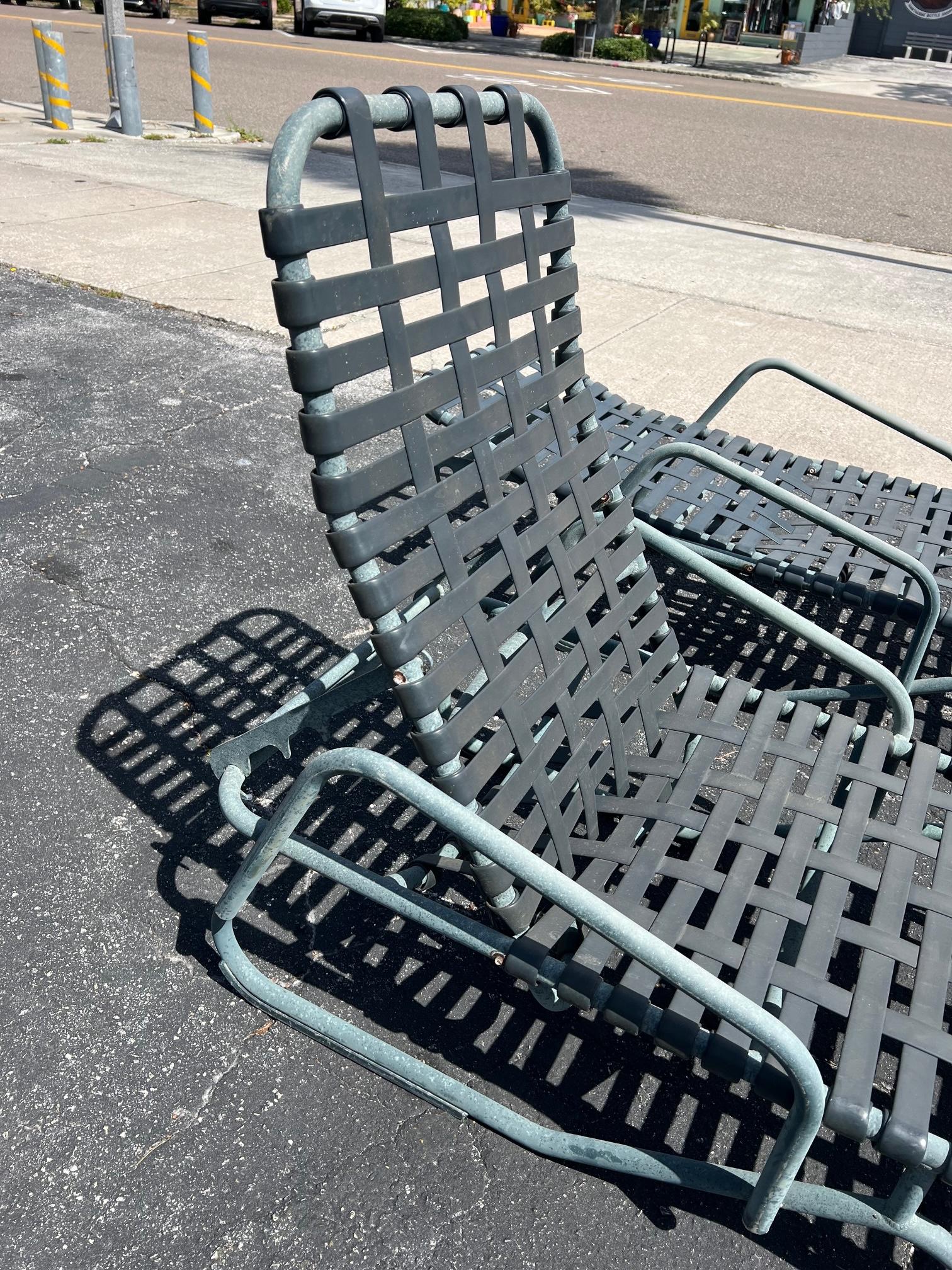 A Pair Of Vintage Brown Jordan Outdoor Chaises For Sale 5