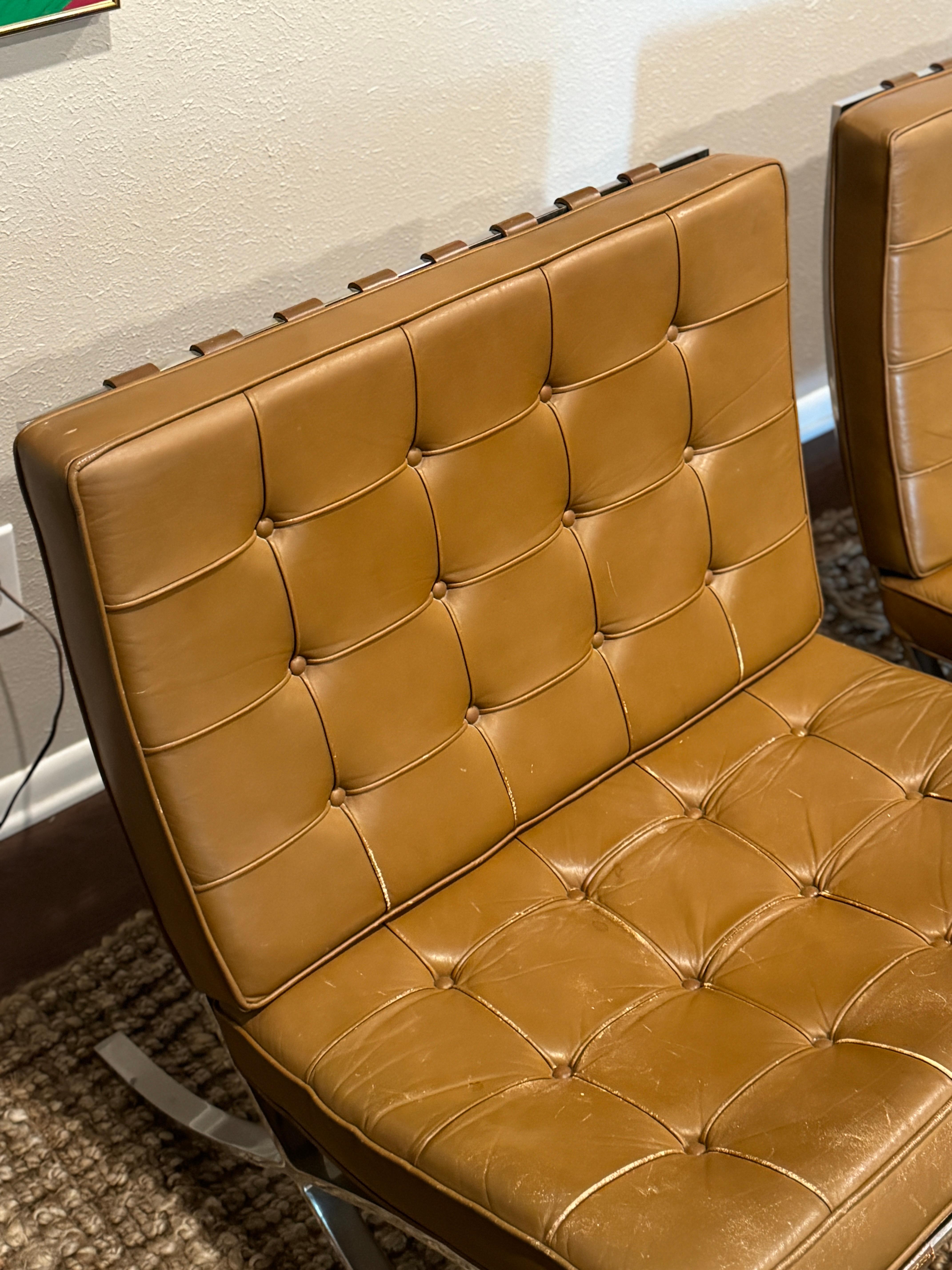 Paire de chaises Barcelona vintage caramel tan de Knoll, vers les années 1970 en vente 5