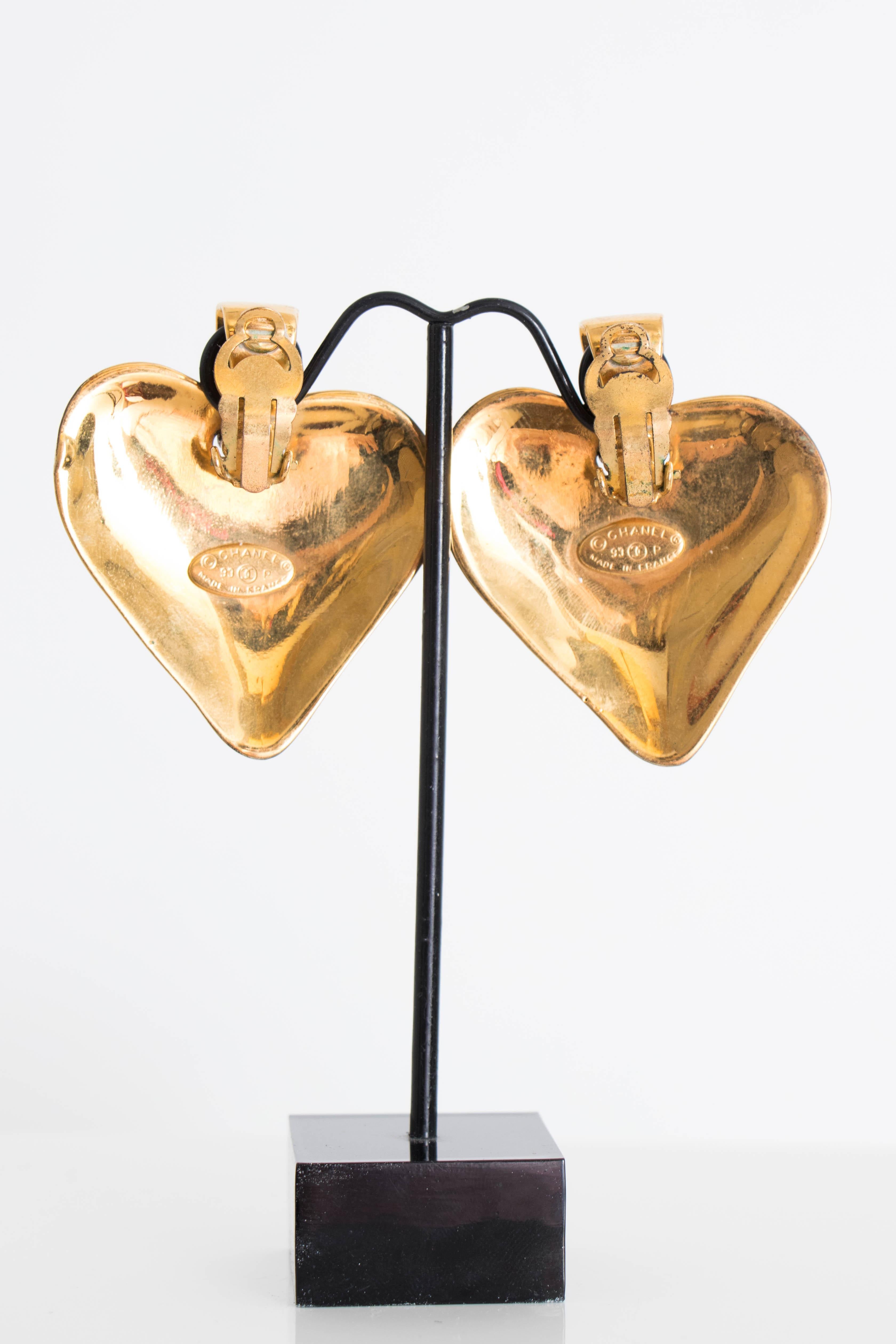 vintage chanel heart earrings