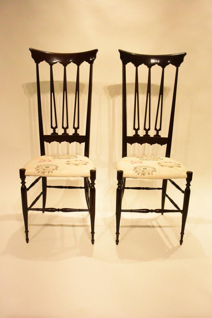 Mid-Century Modern Pair of Vintage Chiavari Chairs Model Spada For Sale