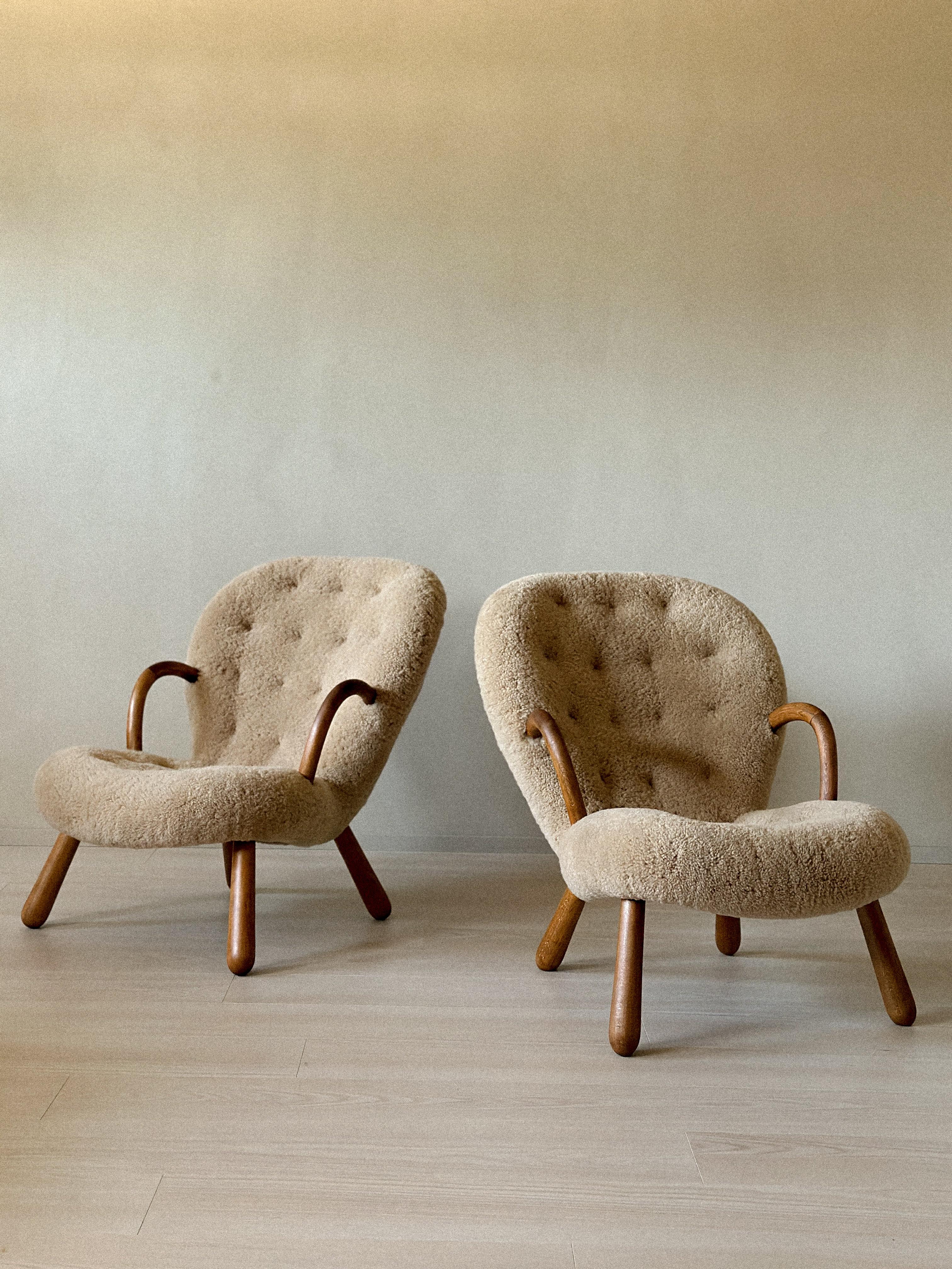 A Pair of Vintage Clam Chairs, by Arnold Madsen for Vik & Blindheim, Norway 1953 For Sale 6