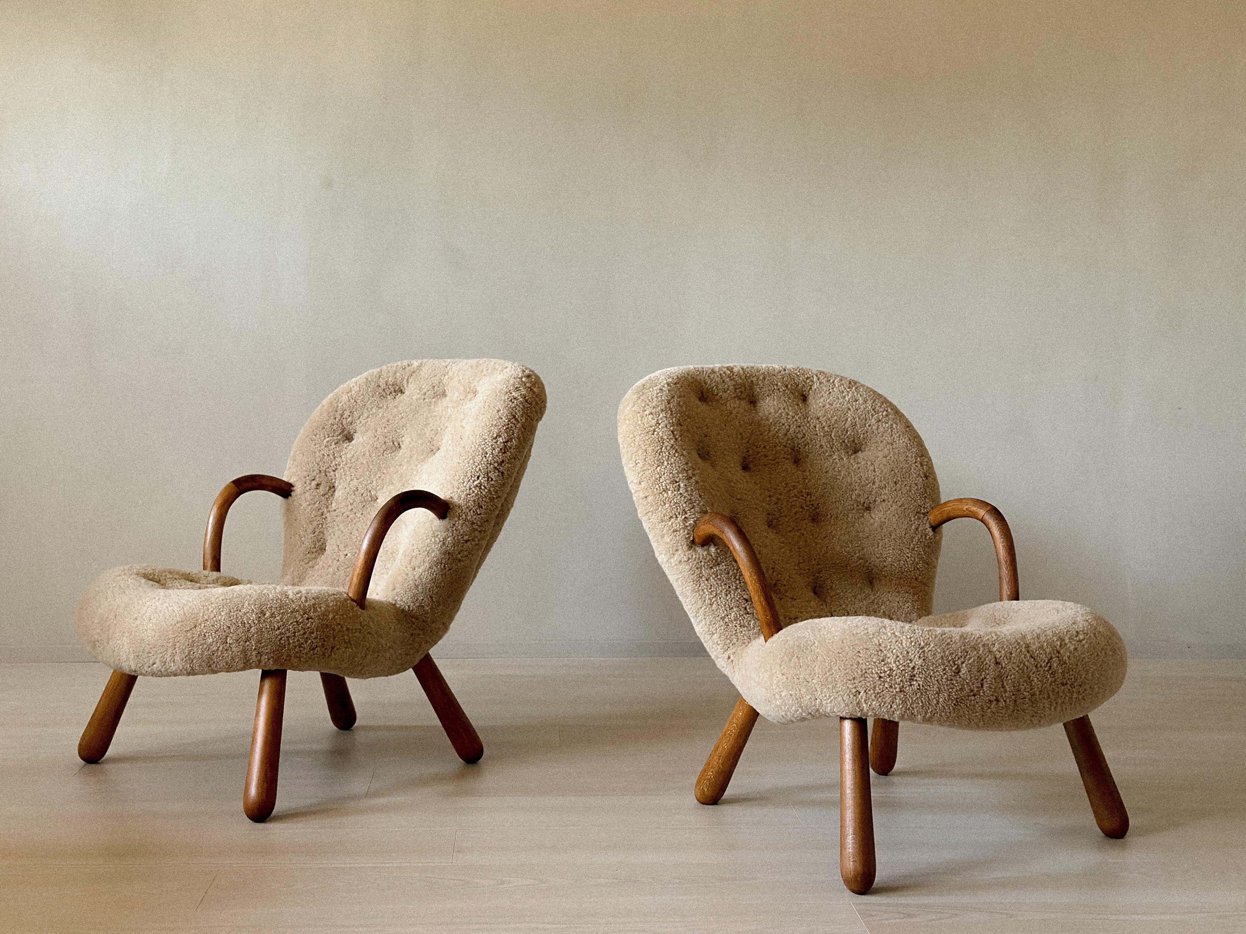 A Pair of Vintage Clam Chairs, by Arnold Madsen for Vik & Blindheim, Norway 1953 For Sale 8