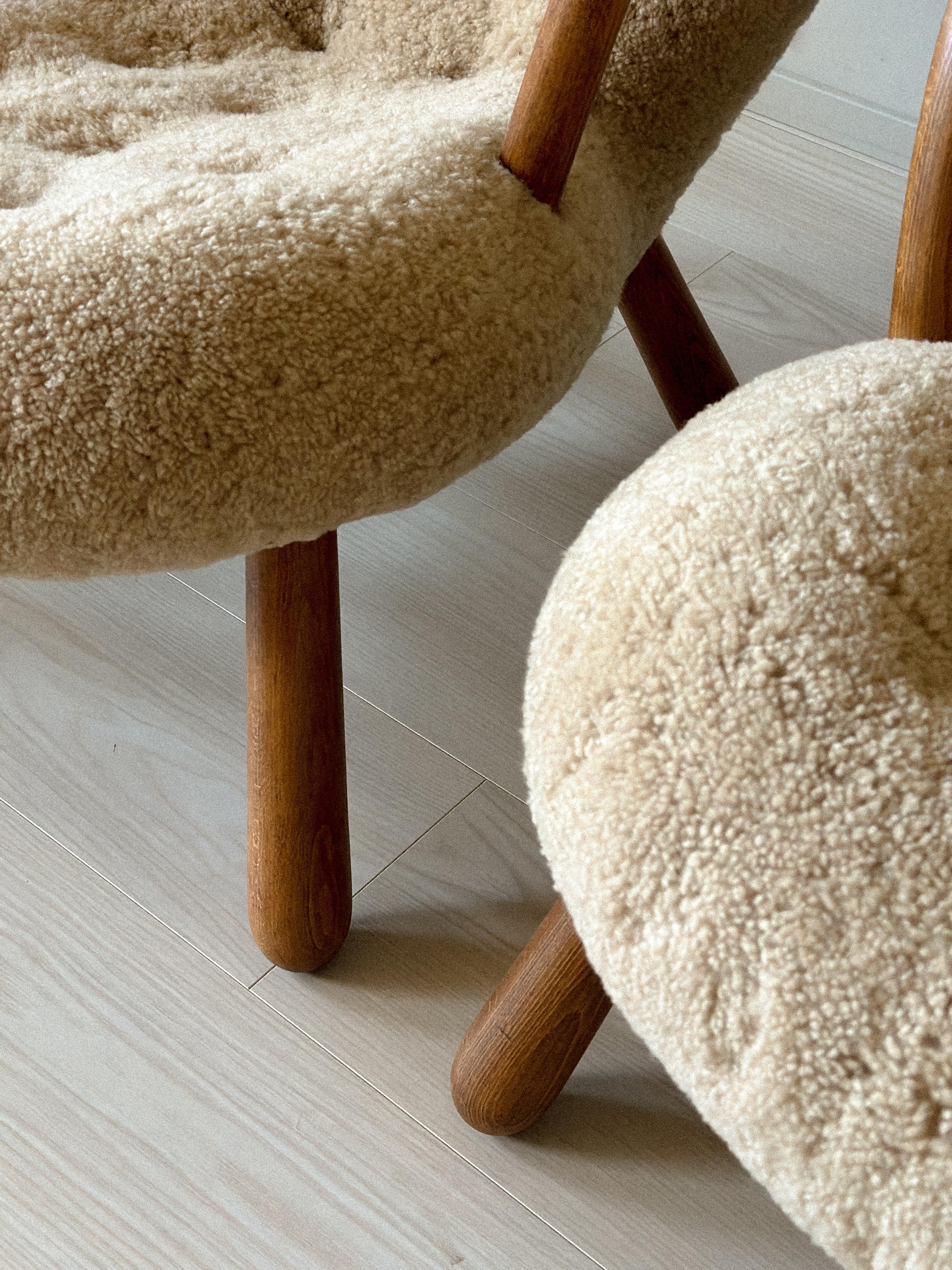 Wool A Pair of Vintage Clam Chairs, by Arnold Madsen for Vik & Blindheim, Norway 1953 For Sale