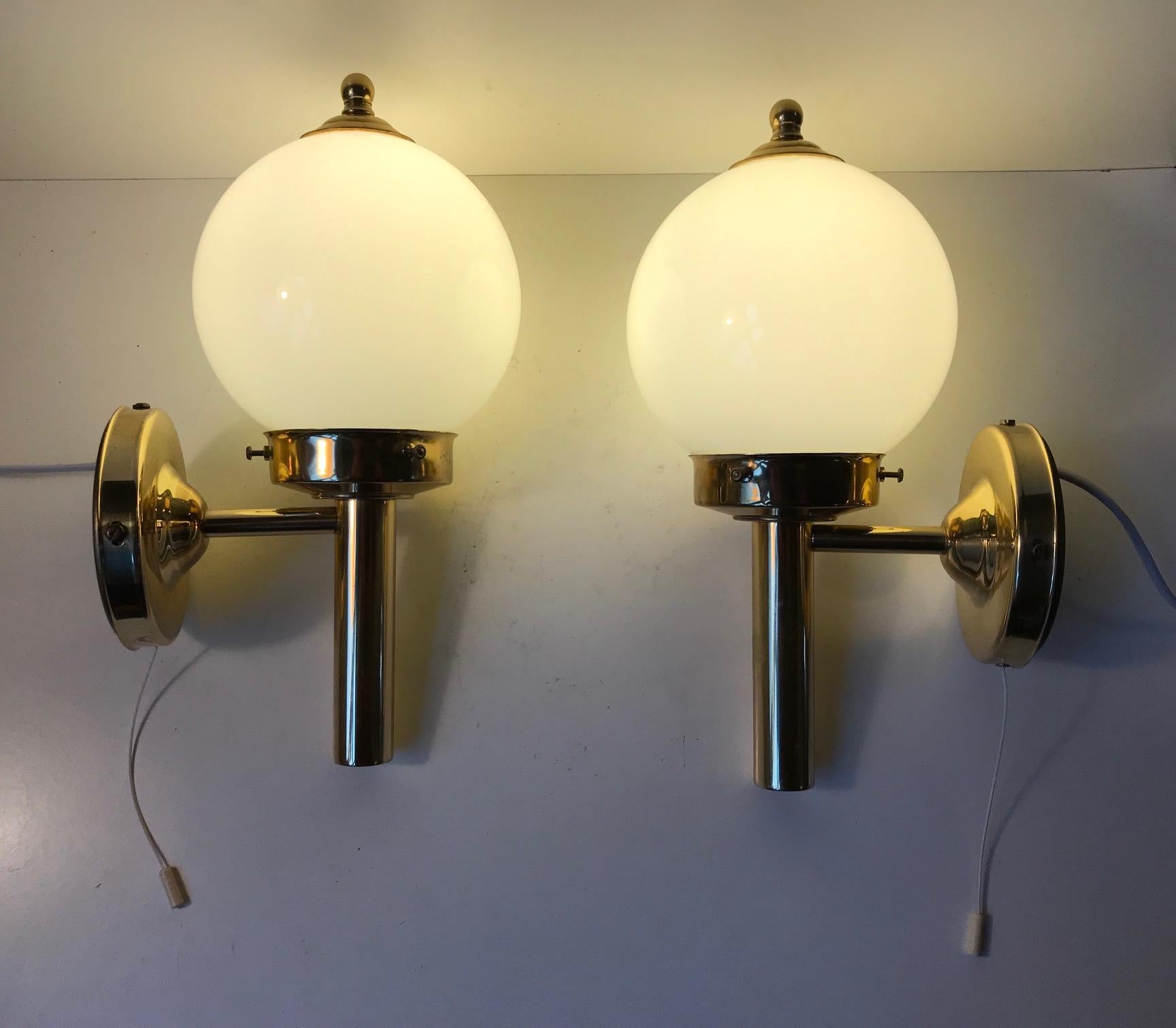 Scandinavian Modern Pair of Vintage Danish Brass and Glass Nautical Wall Lights from Abo Randers