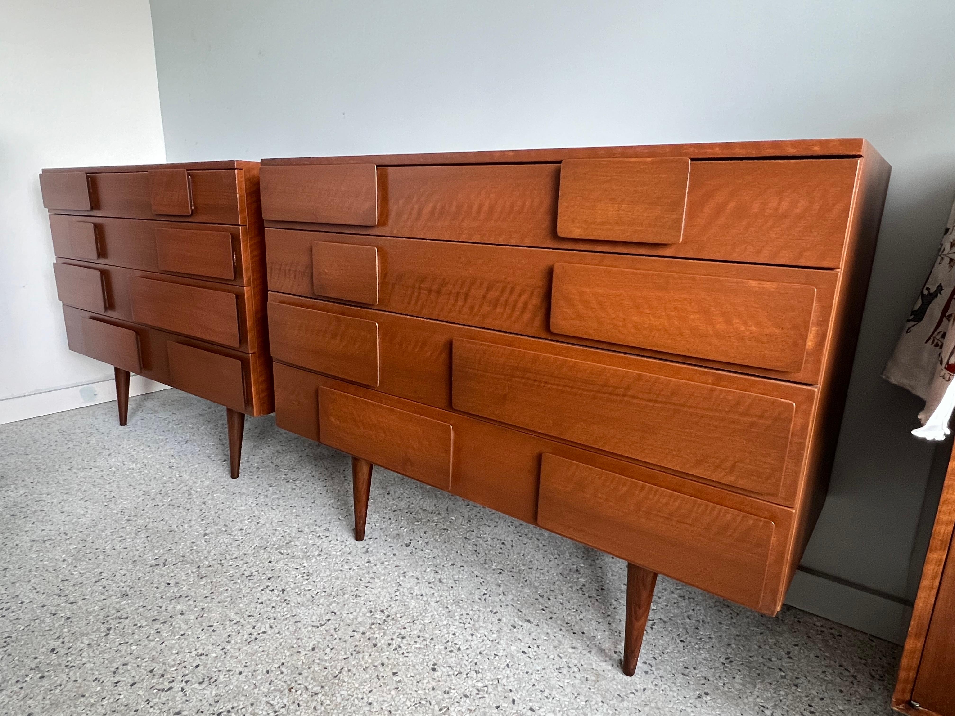 A Pair of Vintage Gio Ponti Dressers For Singer& Sons Ca' 1950's For Sale 6