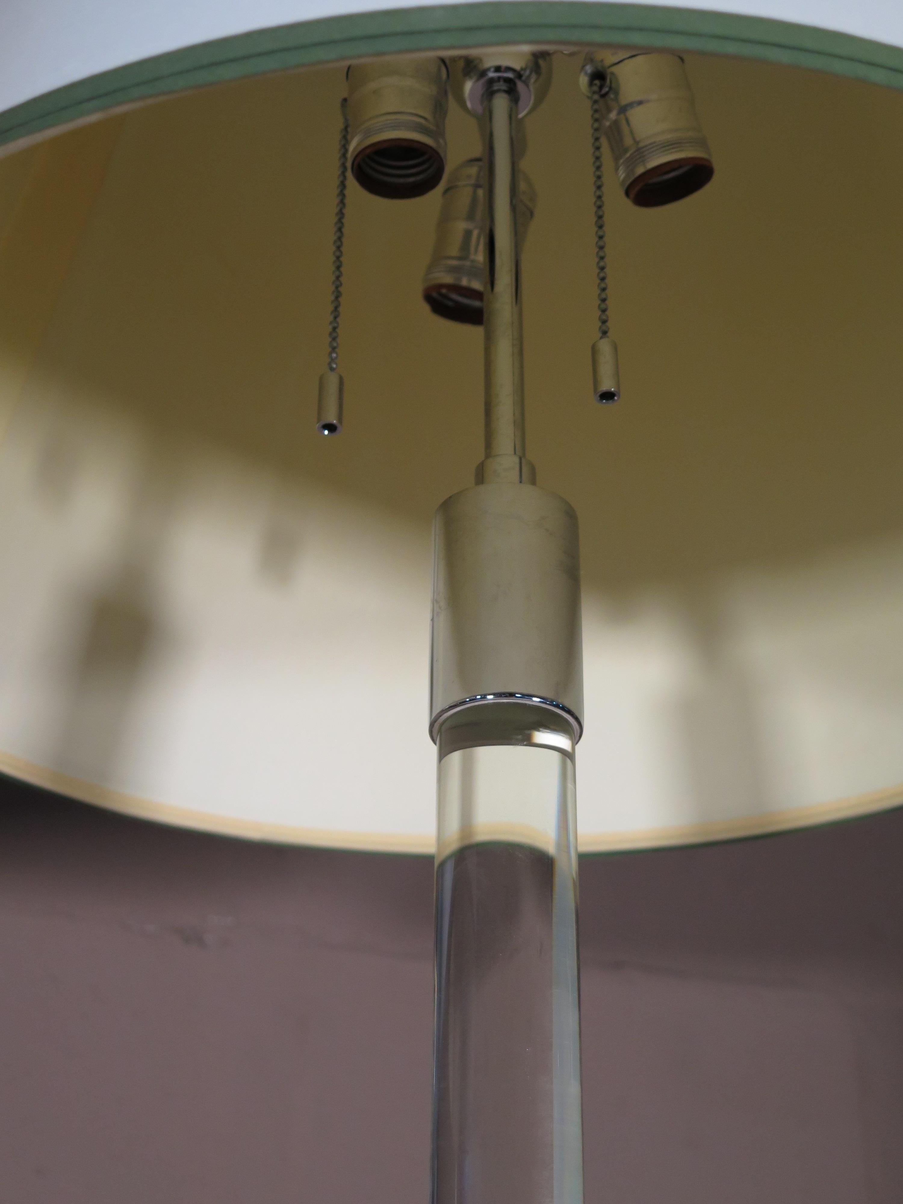 Mid-Century Modern Paire de lampes à tige en verre vintage par Hansen Lighting NYC  en vente