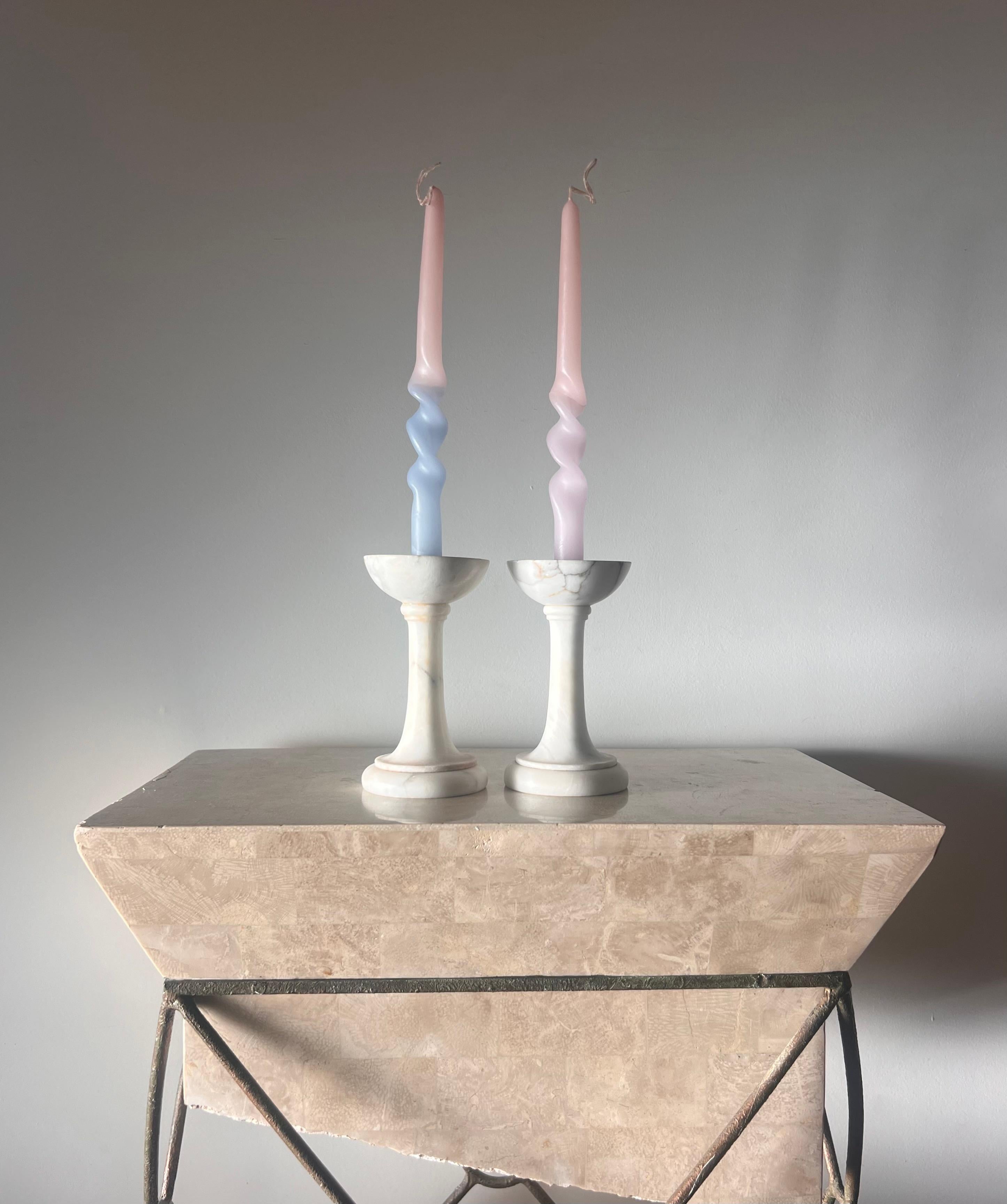 Pareja de candelabros de mármol italianos de época, S. XX en venta 11