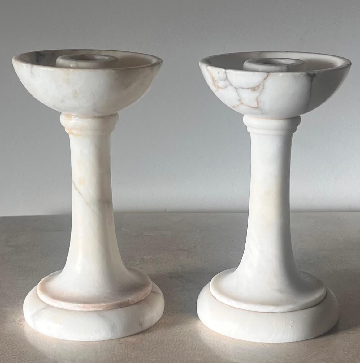 Pareja de candelabros de mármol italianos de época, S. XX en venta 1