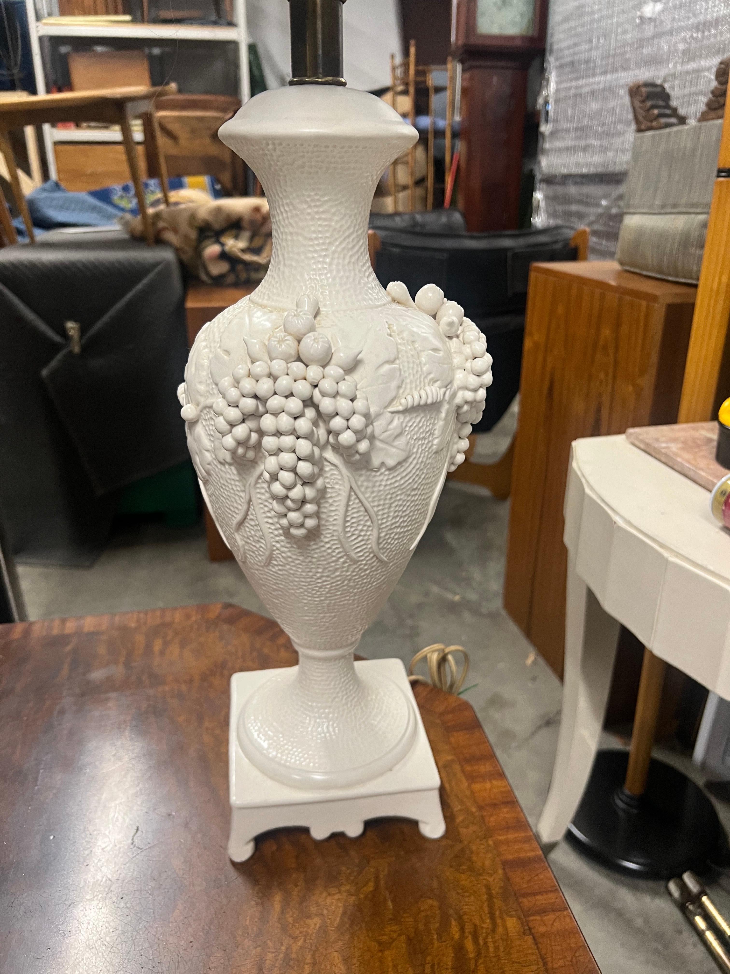 A pair of Vintage Italian White Raised Grapes and Vines Signed Lamps In Good Condition For Sale In Charleston, SC
